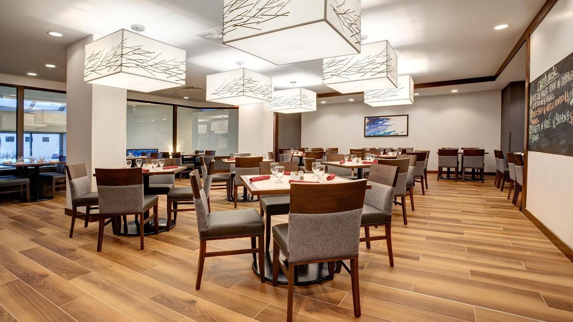 East By Ihg 4* Ottawa