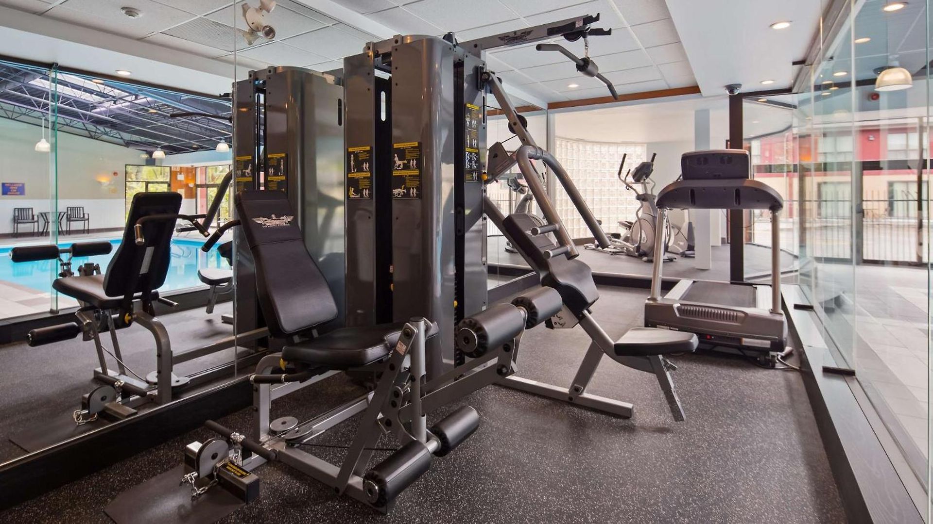 Western Kanata And Conference Centre Hotel 3*