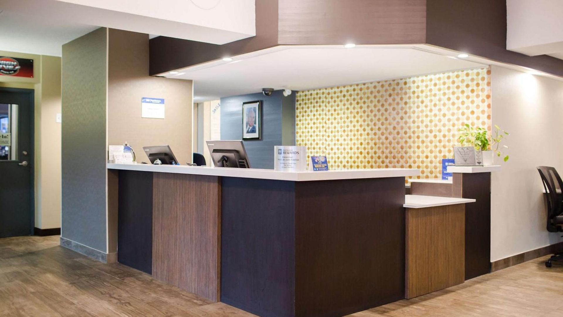 Hotel Western Kanata And Conference Centre 3*
