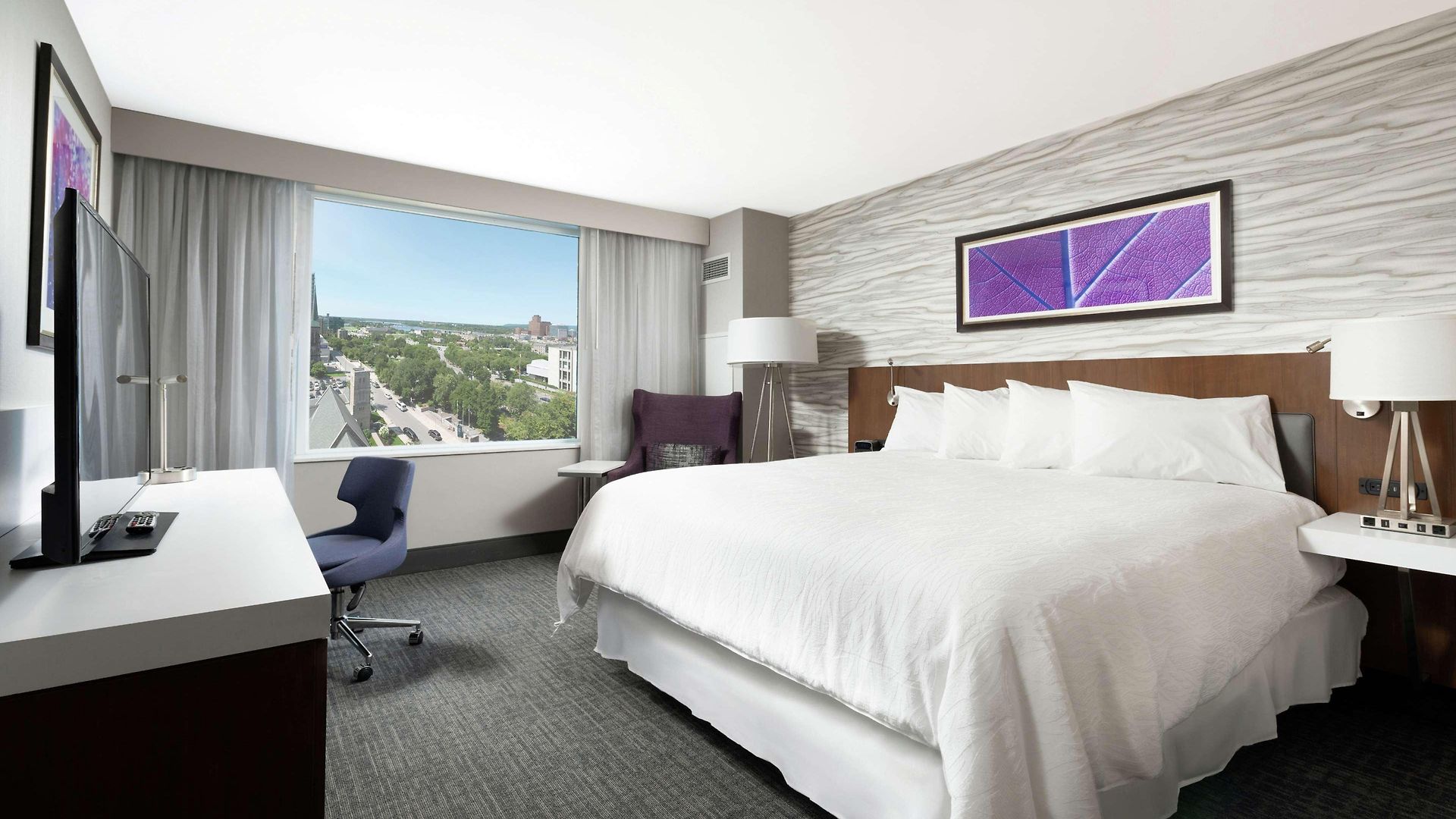 Hilton Garden Downtown Ottawa