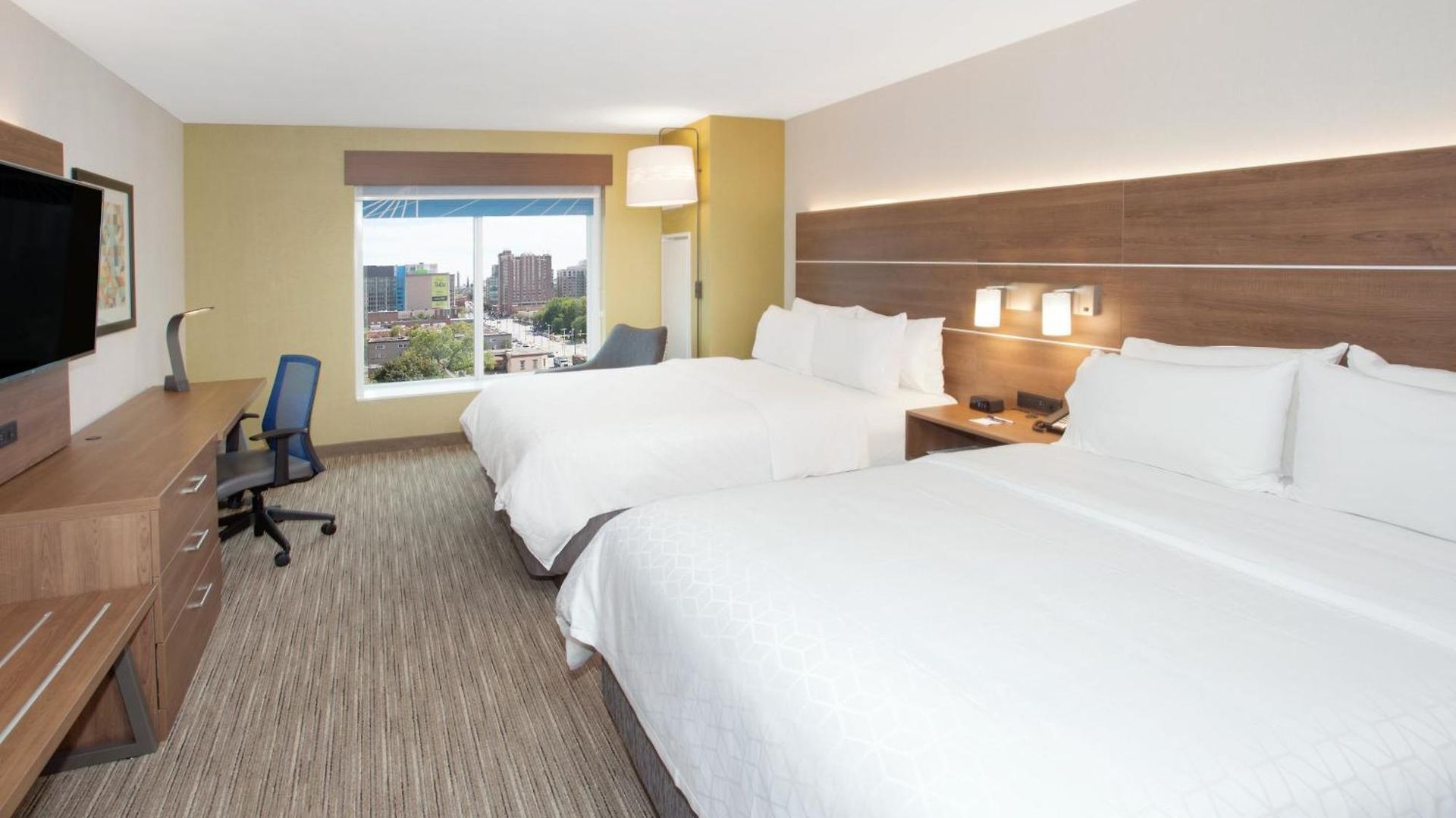 Express & Downtown East By Ihg 3*