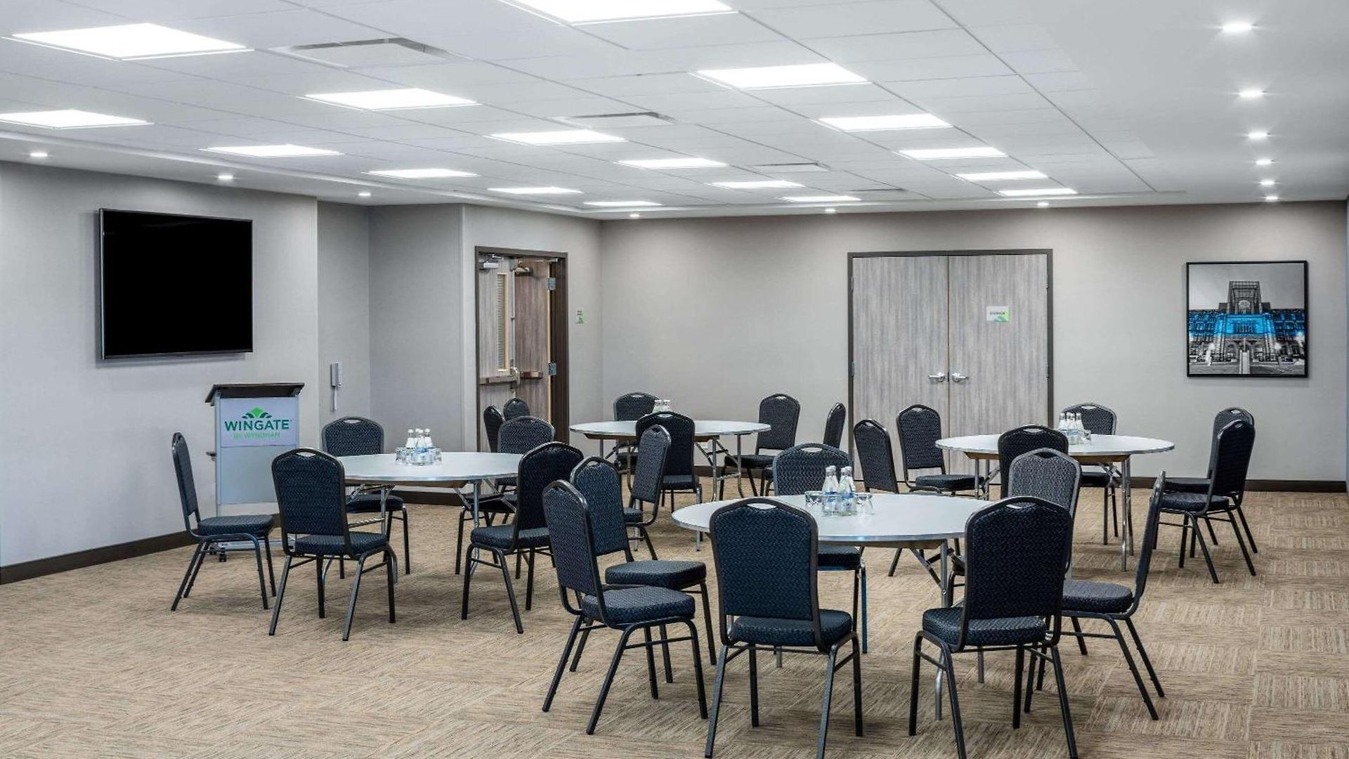 Wingate By Wyndham Kanata West 3*