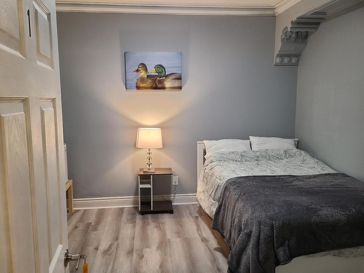 Downtown Spacious Bed & Breakfast Ottawa