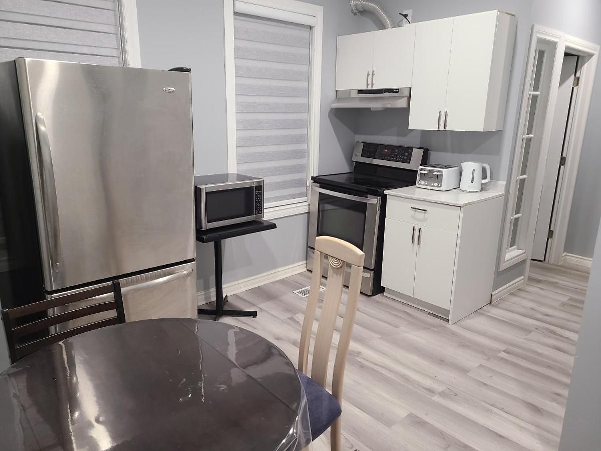 Downtown Spacious Bed & Breakfast *