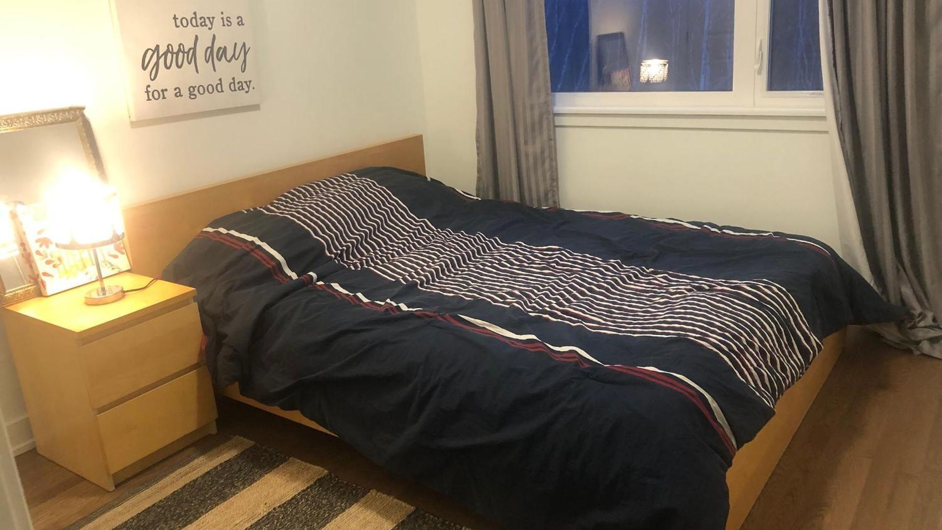 Place You Can Call !!! Near Airport Guest house Ottawa