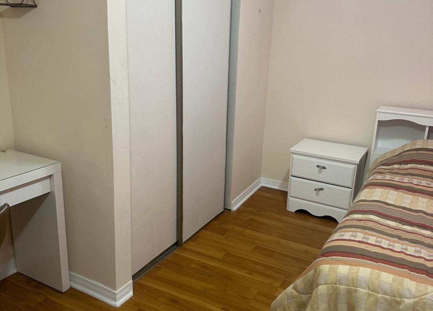 A Bed Of 2 Beds Cute For Females Only - Pour Les Femmes Seulement Homestay *