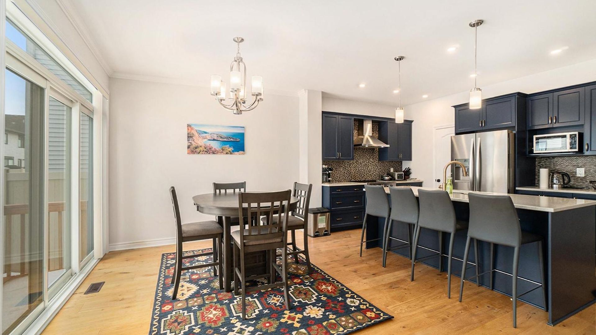 Fully Furnished 4 Bedroom House In Holiday home Ottawa