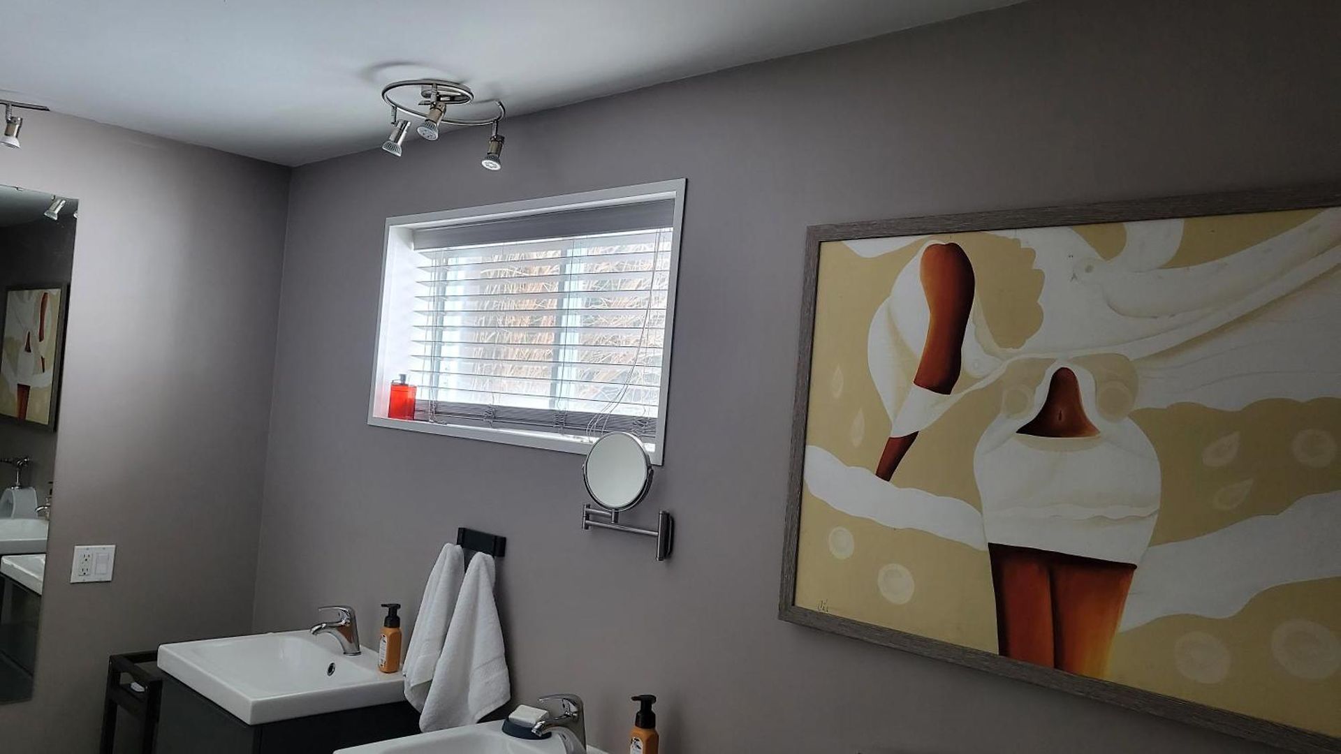 Private Trendy Studio With Fireplace Apartment *