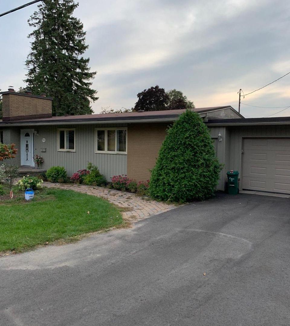 Spacious -walkout Basement- 4 Guests! -dedicated Workspace-no Pet! No Cooking! No Smoking! No Party! *