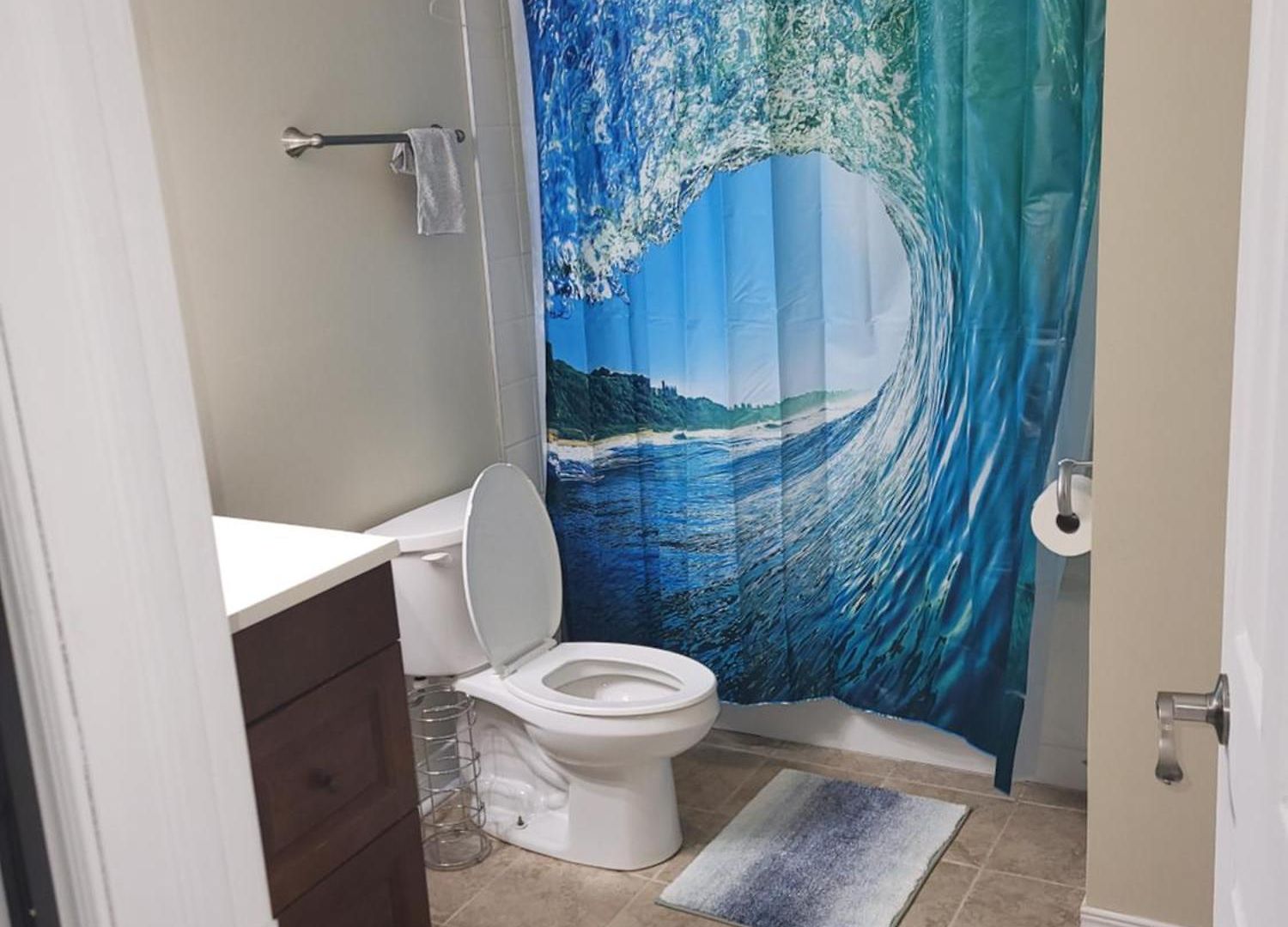 Lovely Guest Entire Minutes From Airport Guest house
