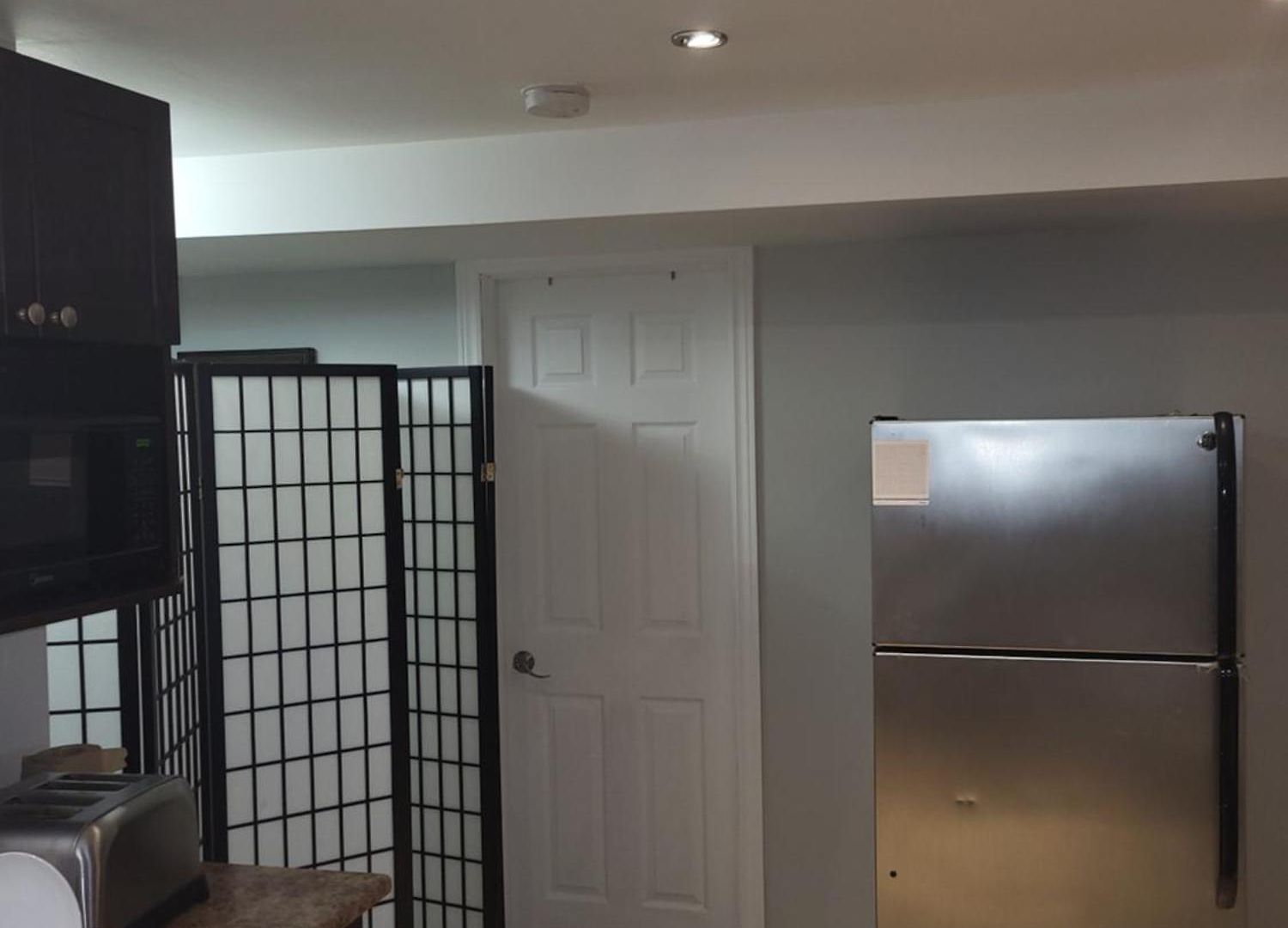 Guest house Lovely Guest Entire Minutes From Airport 4*