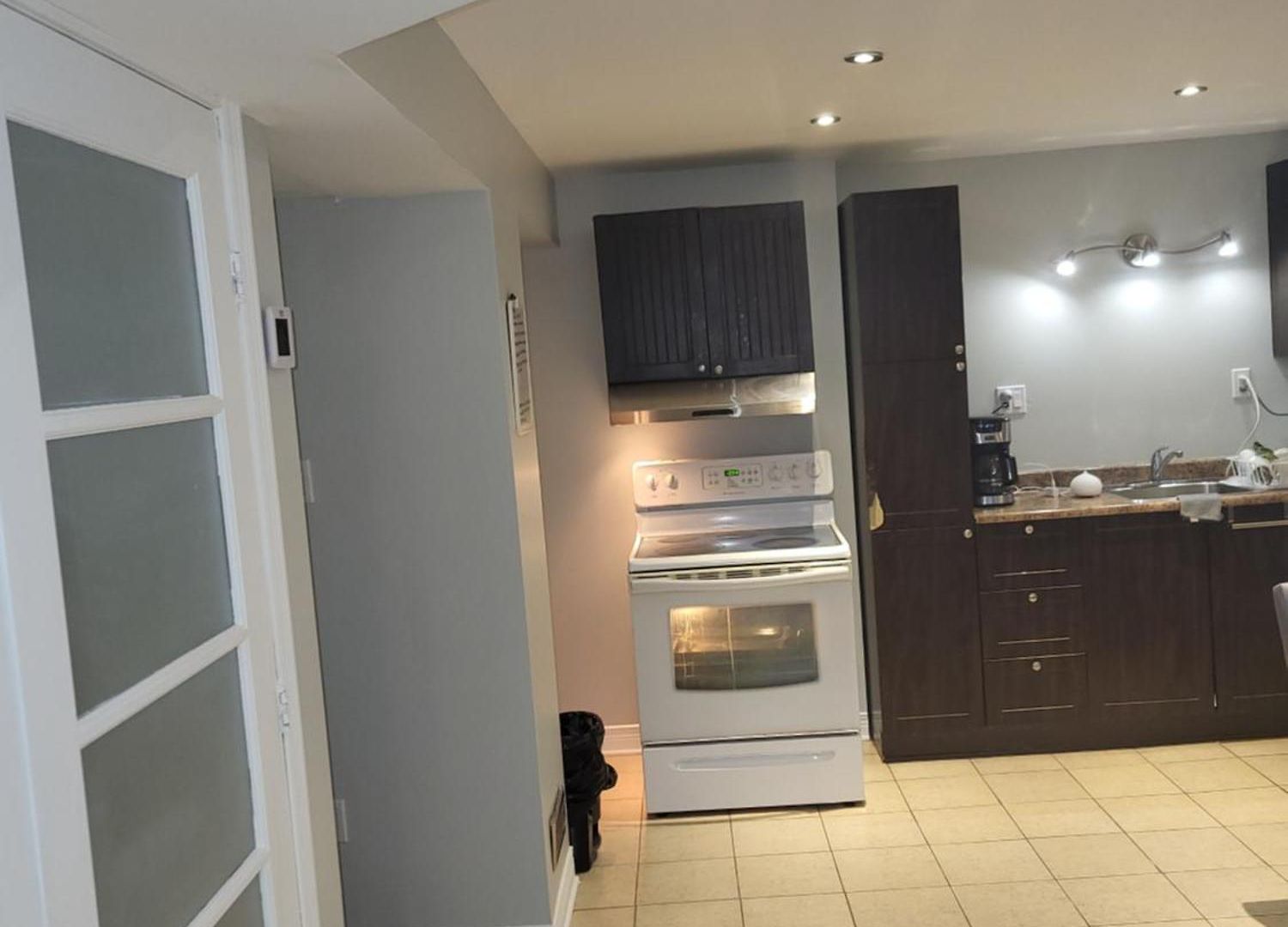 Lovely Guest Entire Minutes From Airport Guest house Ottawa