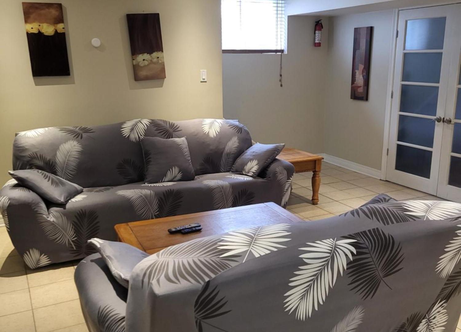 Lovely Guest Entire Minutes From Airport Guest house