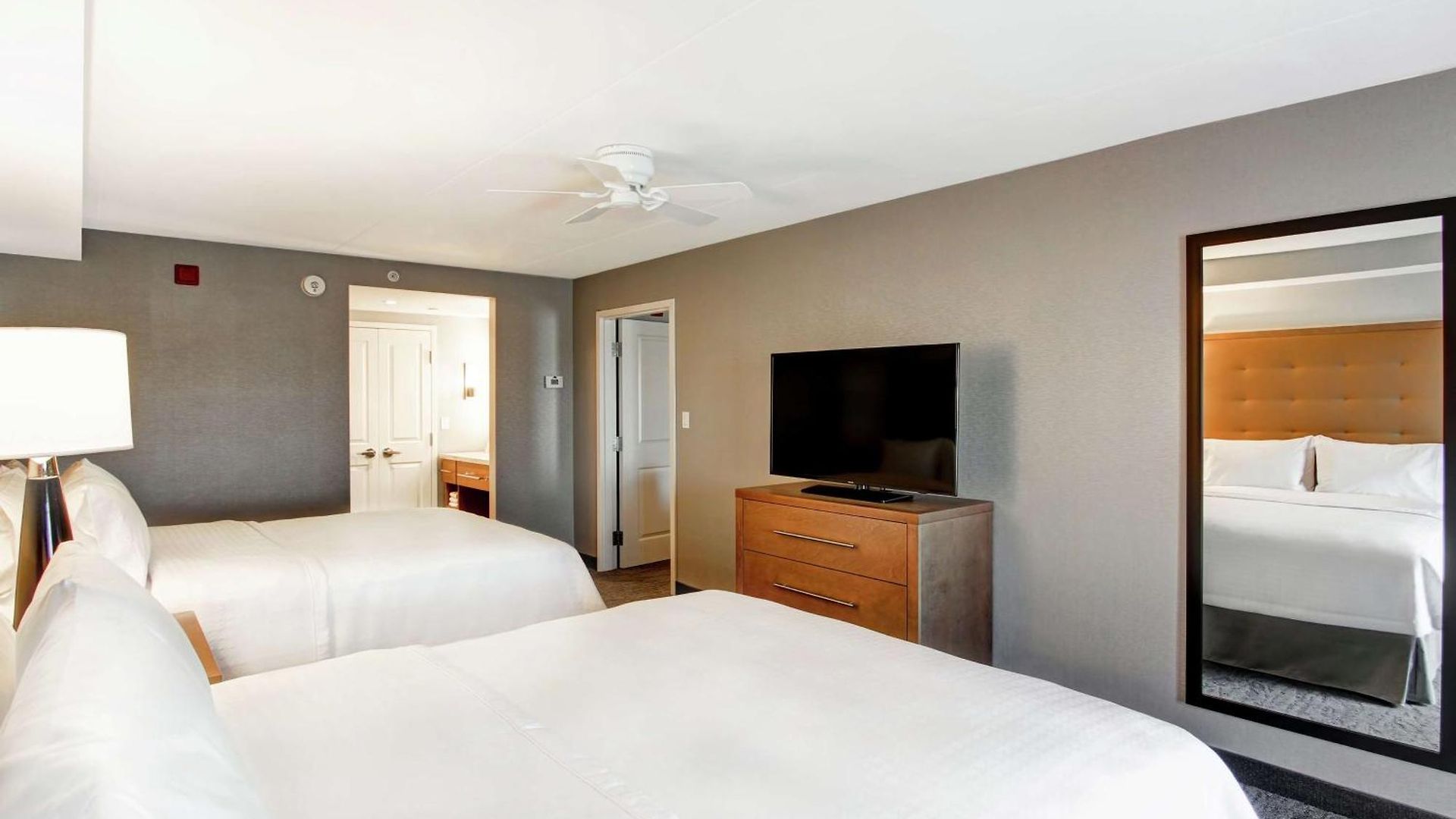 Hotel Homewood By Hilton Kanata 3*