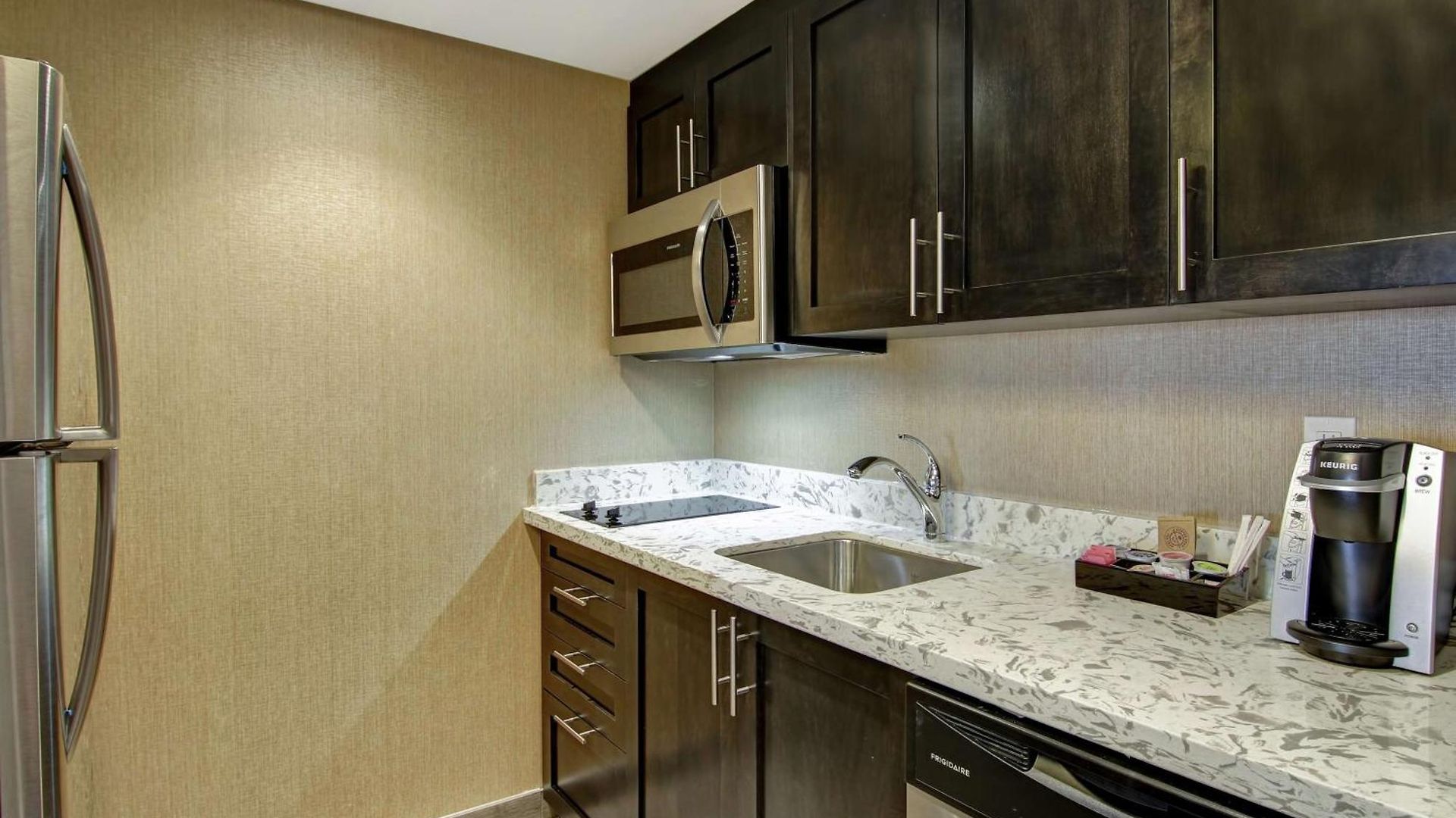 Homewood By Hilton Kanata Hotel 3*