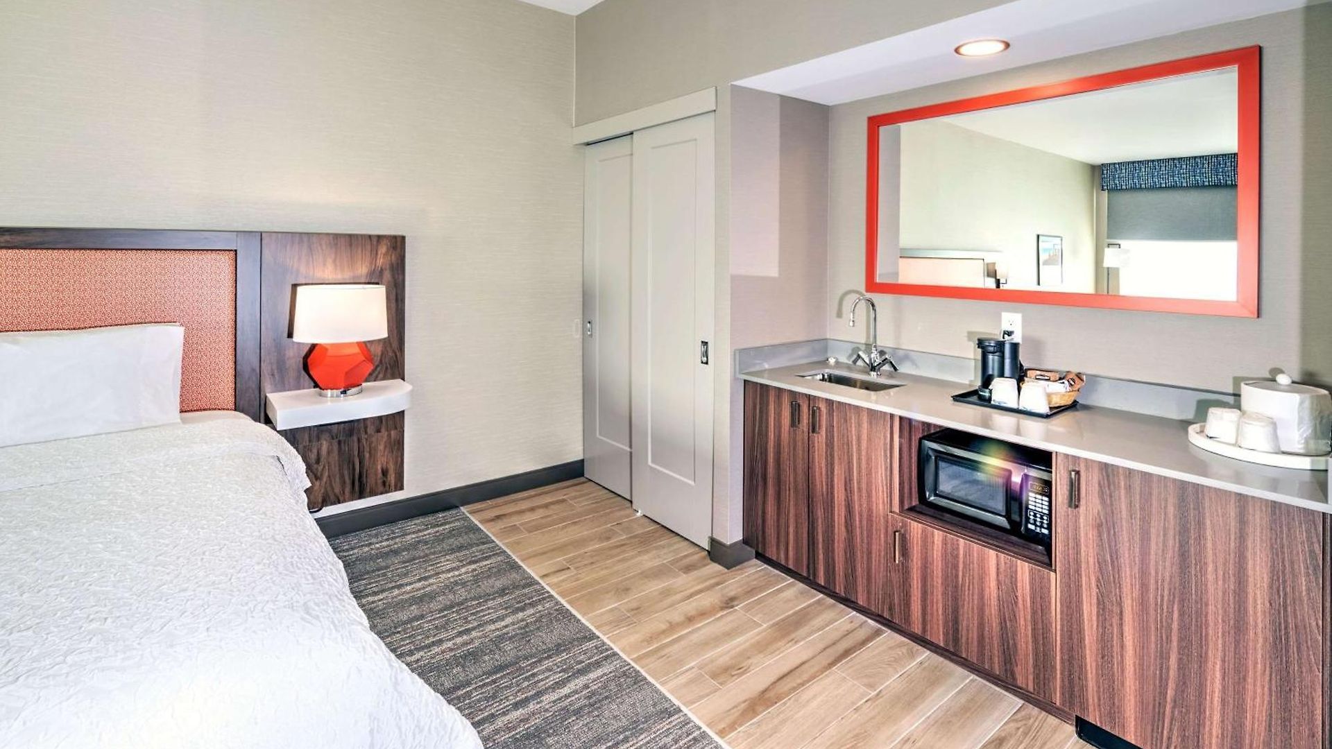 Hotel Hampton By Hilton