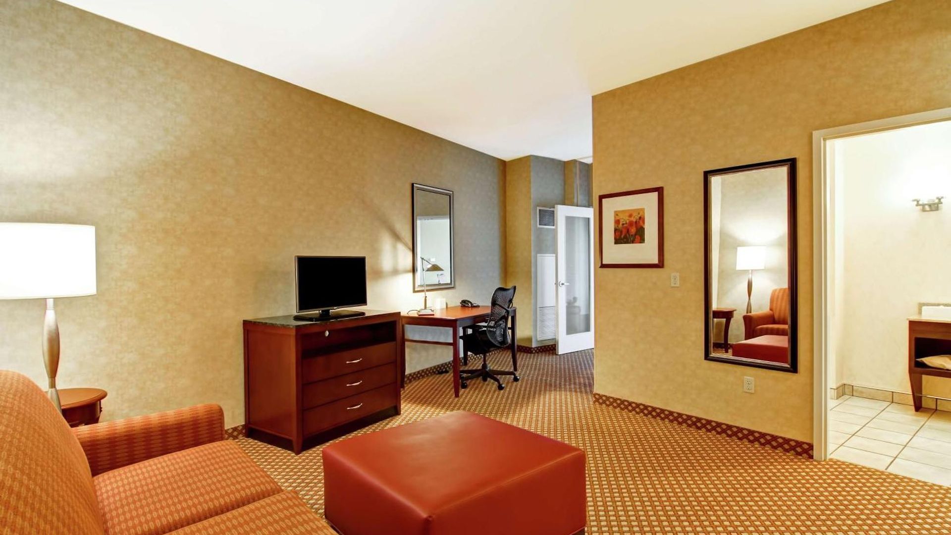 Hotel Hilton Garden Airport Ottawa