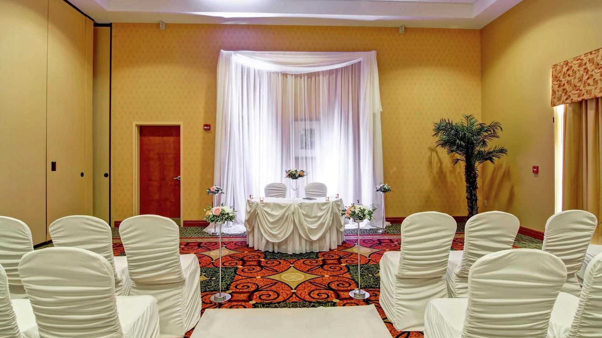 Hilton Garden Airport Hotel