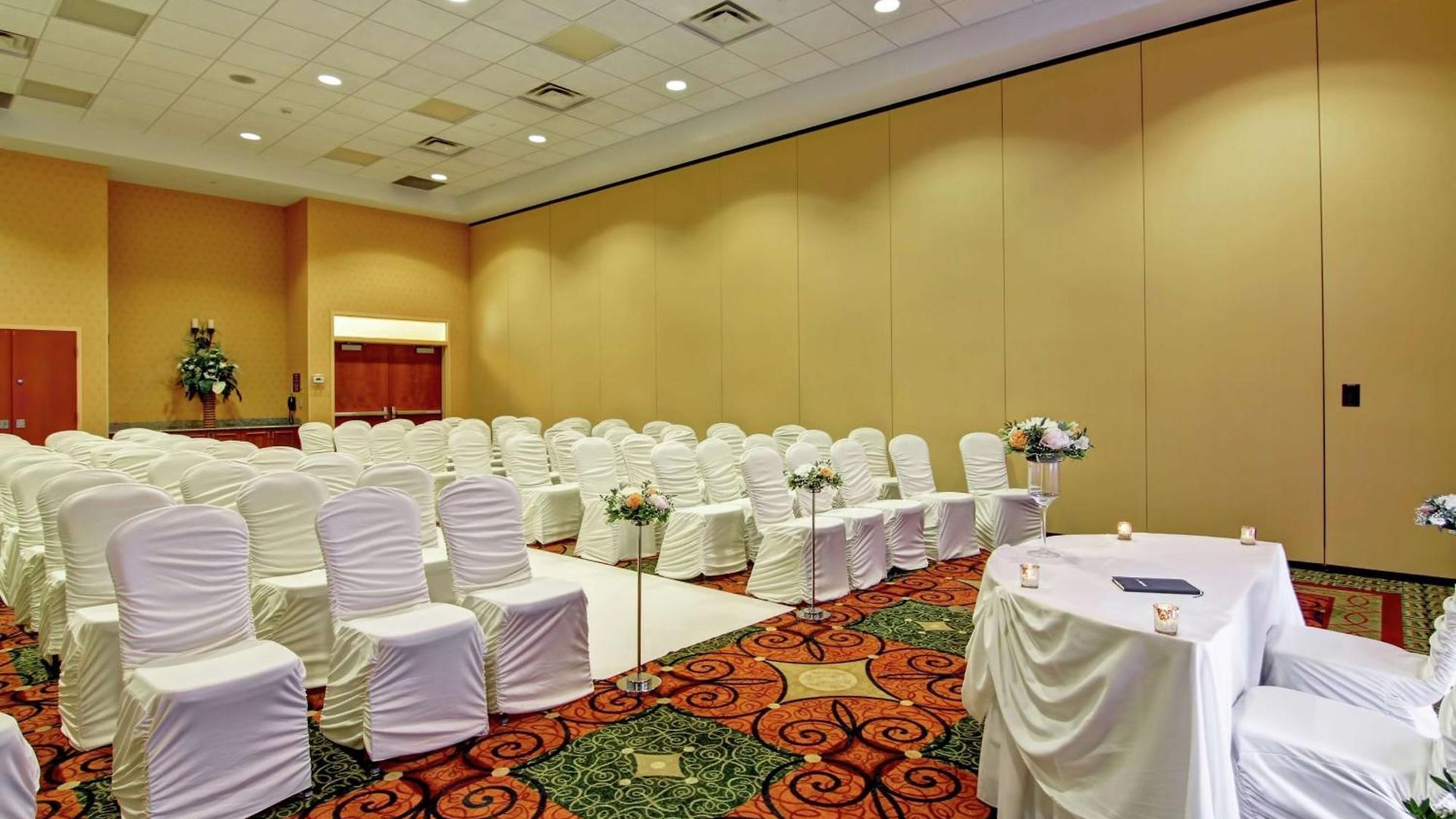 Hilton Garden Airport Hotel Ottawa