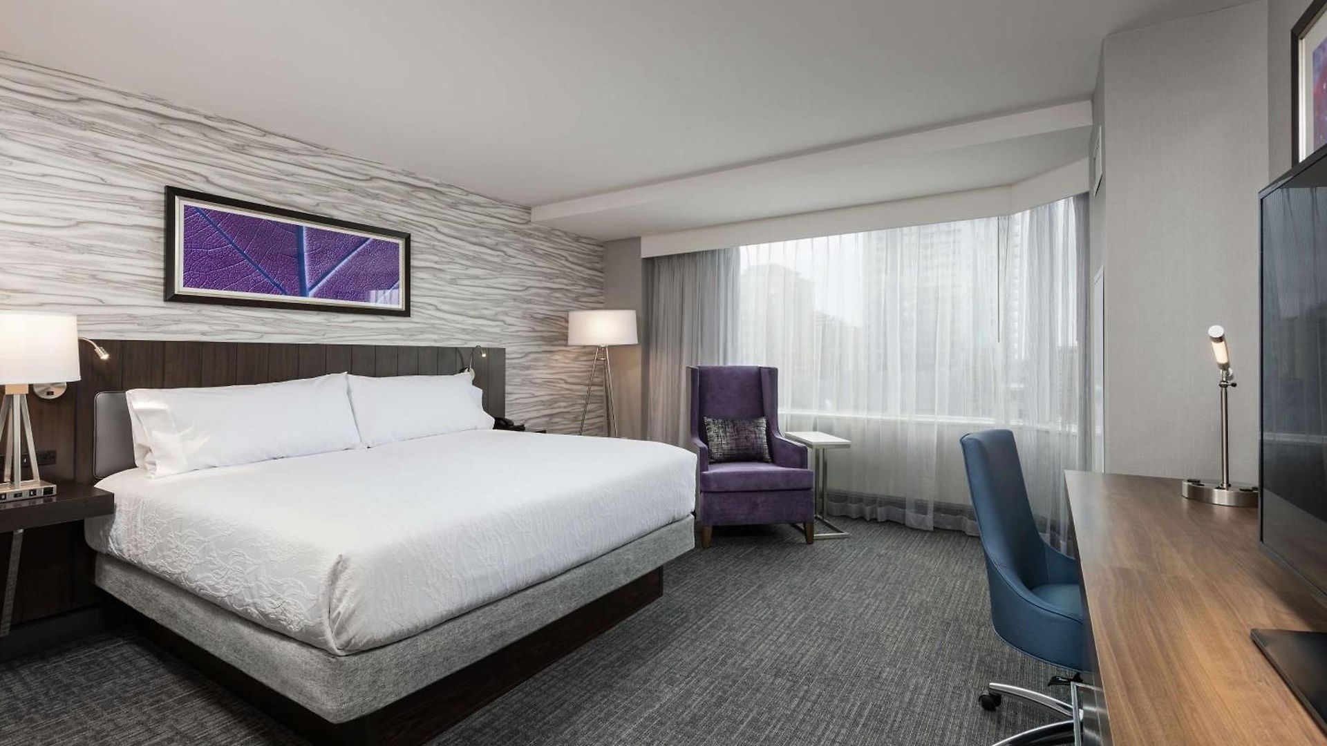Hilton Garden Downtown Ottawa
