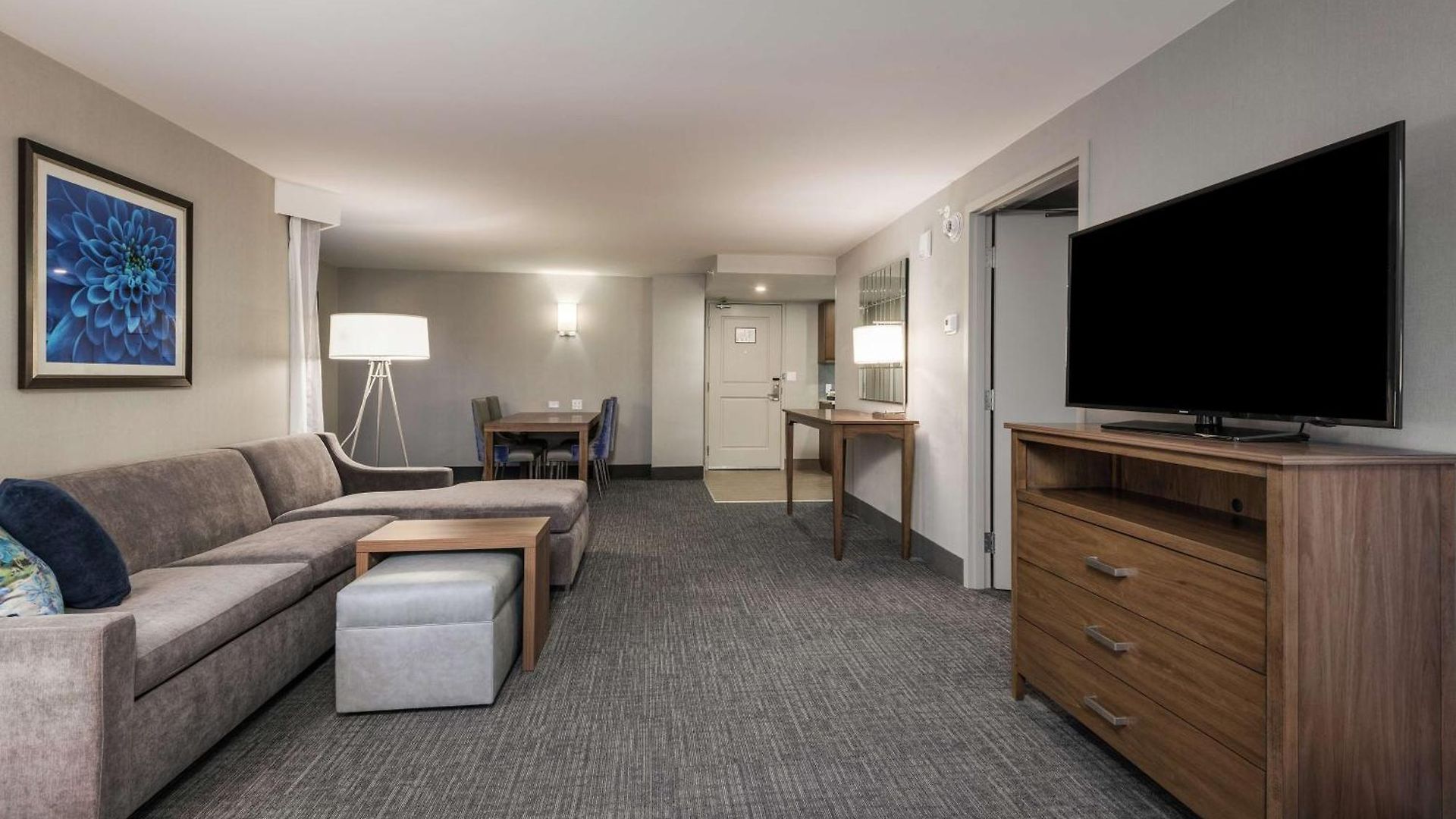 Homewood By Hilton Downtown Hotel 3*