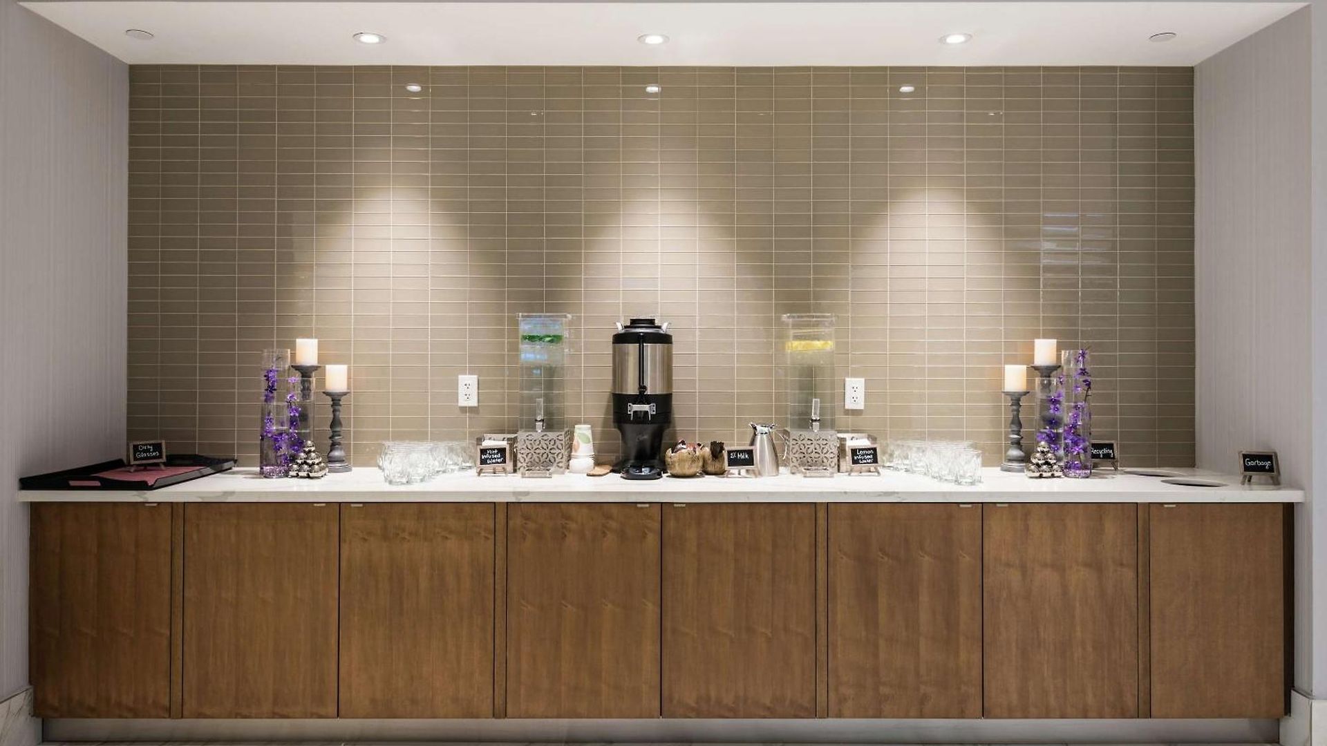 Hotel Homewood By Hilton Downtown 3*