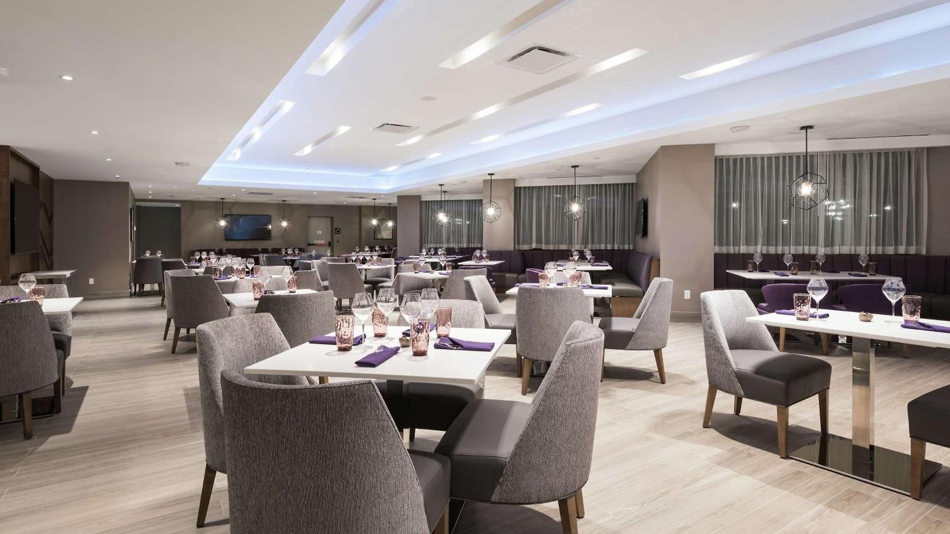 Hotel Homewood By Hilton Downtown 3*