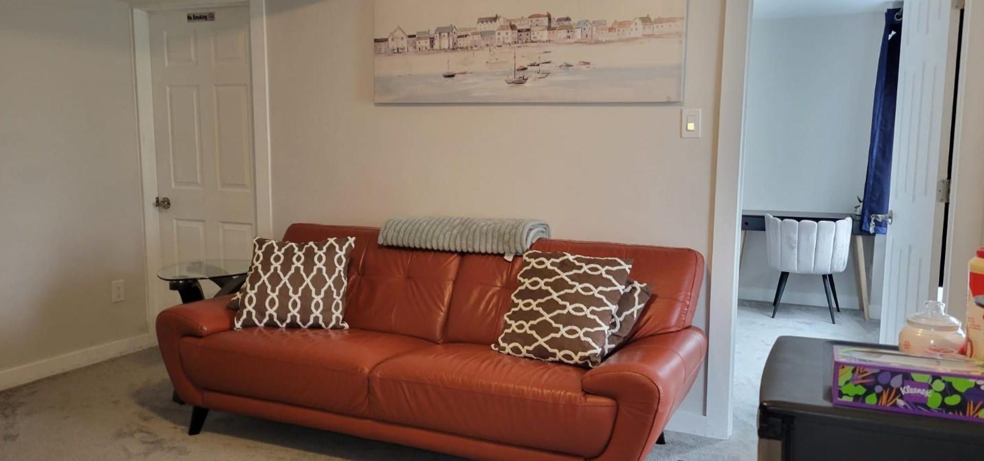 Clementina Homestay Ottawa