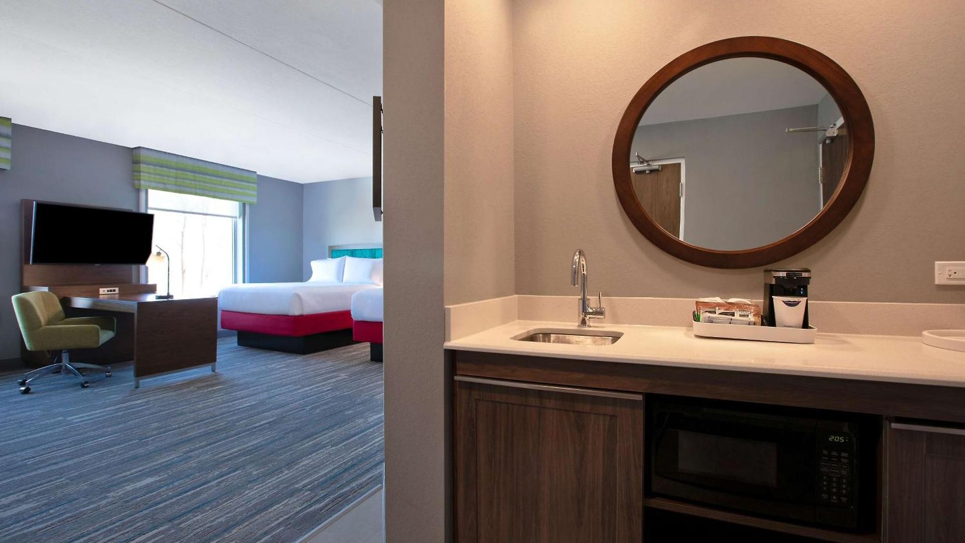 Hotel Hampton & West, Ontario, Canada