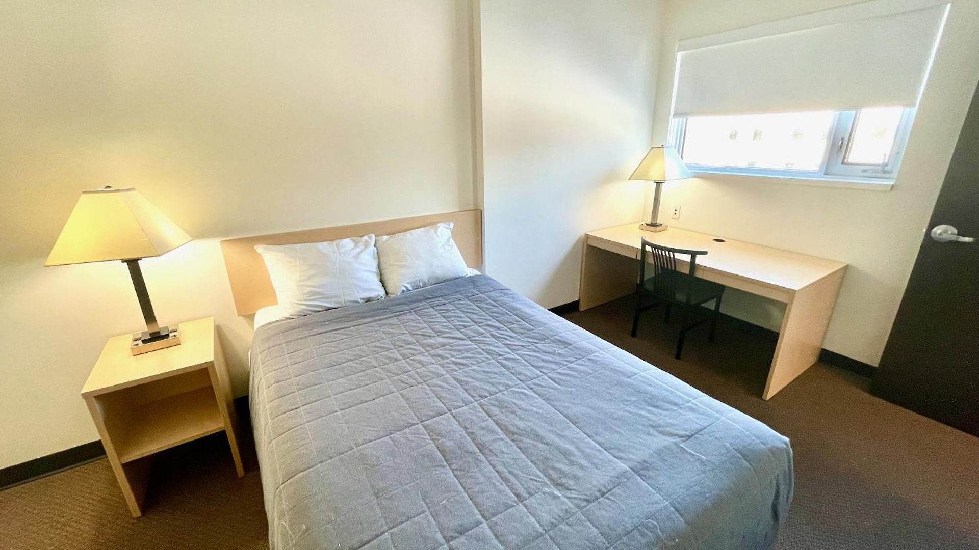 & Conference Centre - Downtown 3*