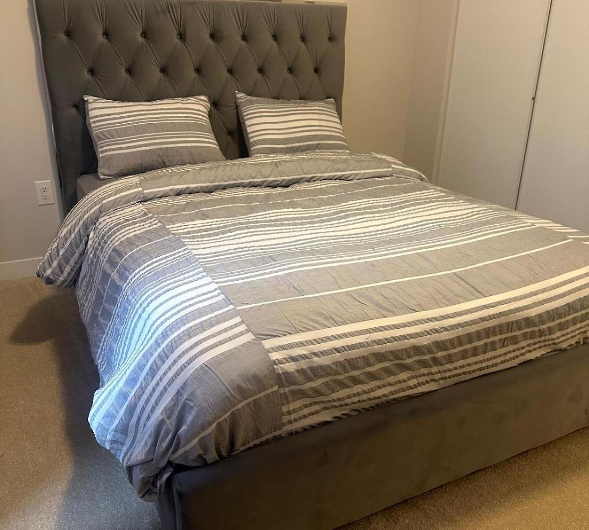 House Of Peace - Includes Wi-fi, Netflix * Ottawa
