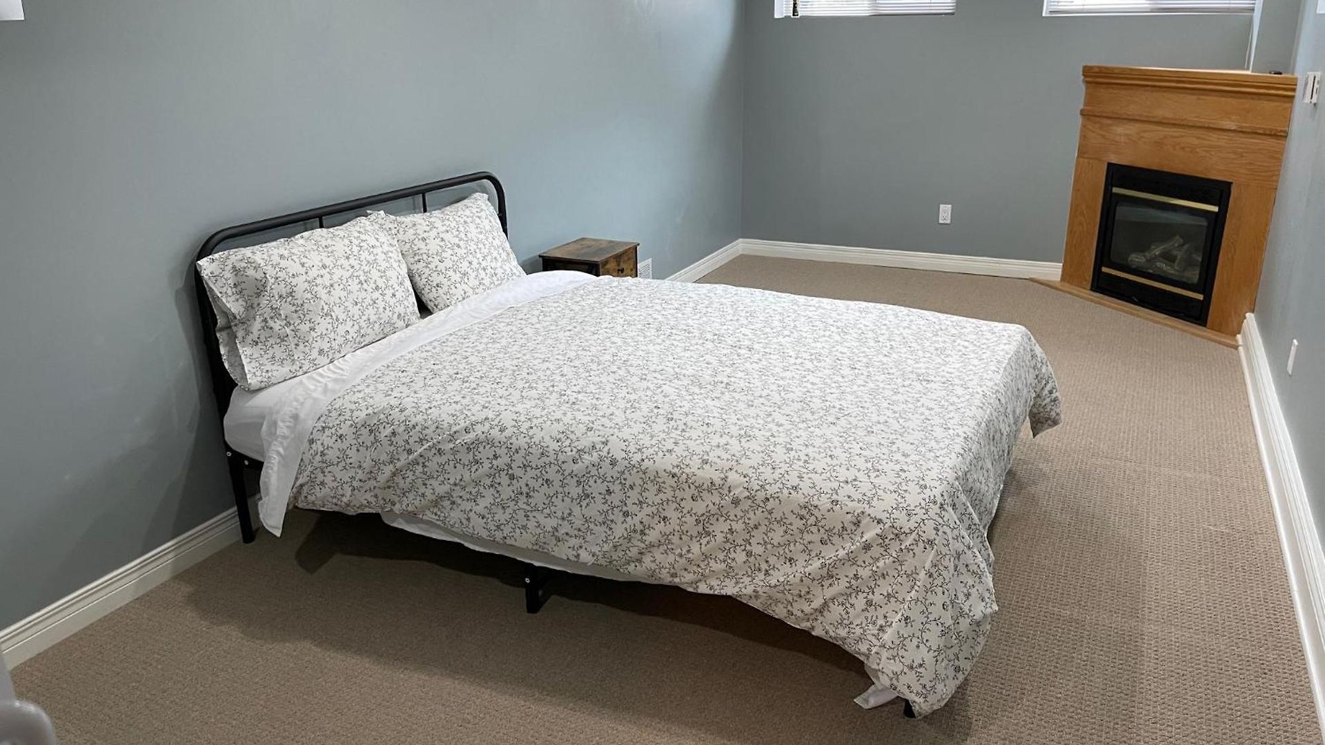 Beautiful Room,23 Ottawa