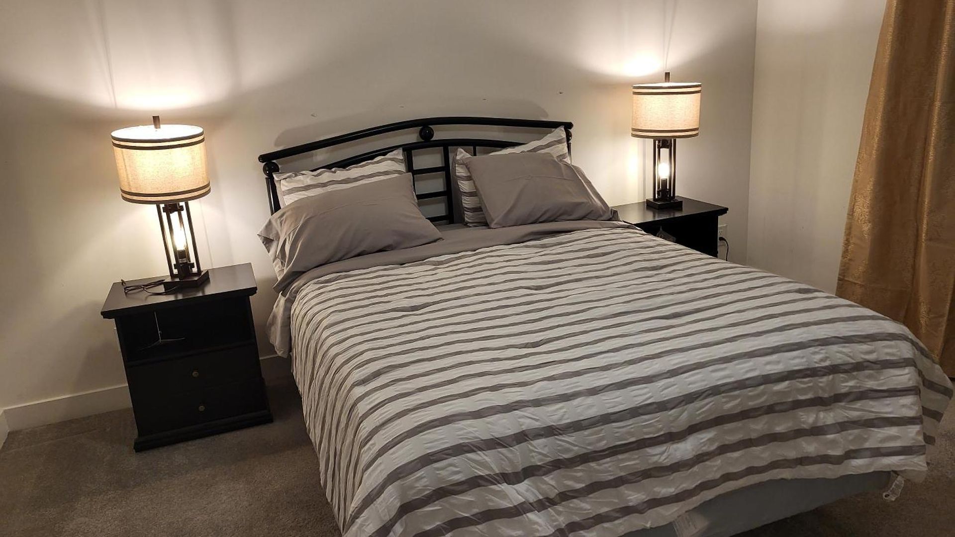 Lovely Townhouse For Short-term Homestay Ottawa