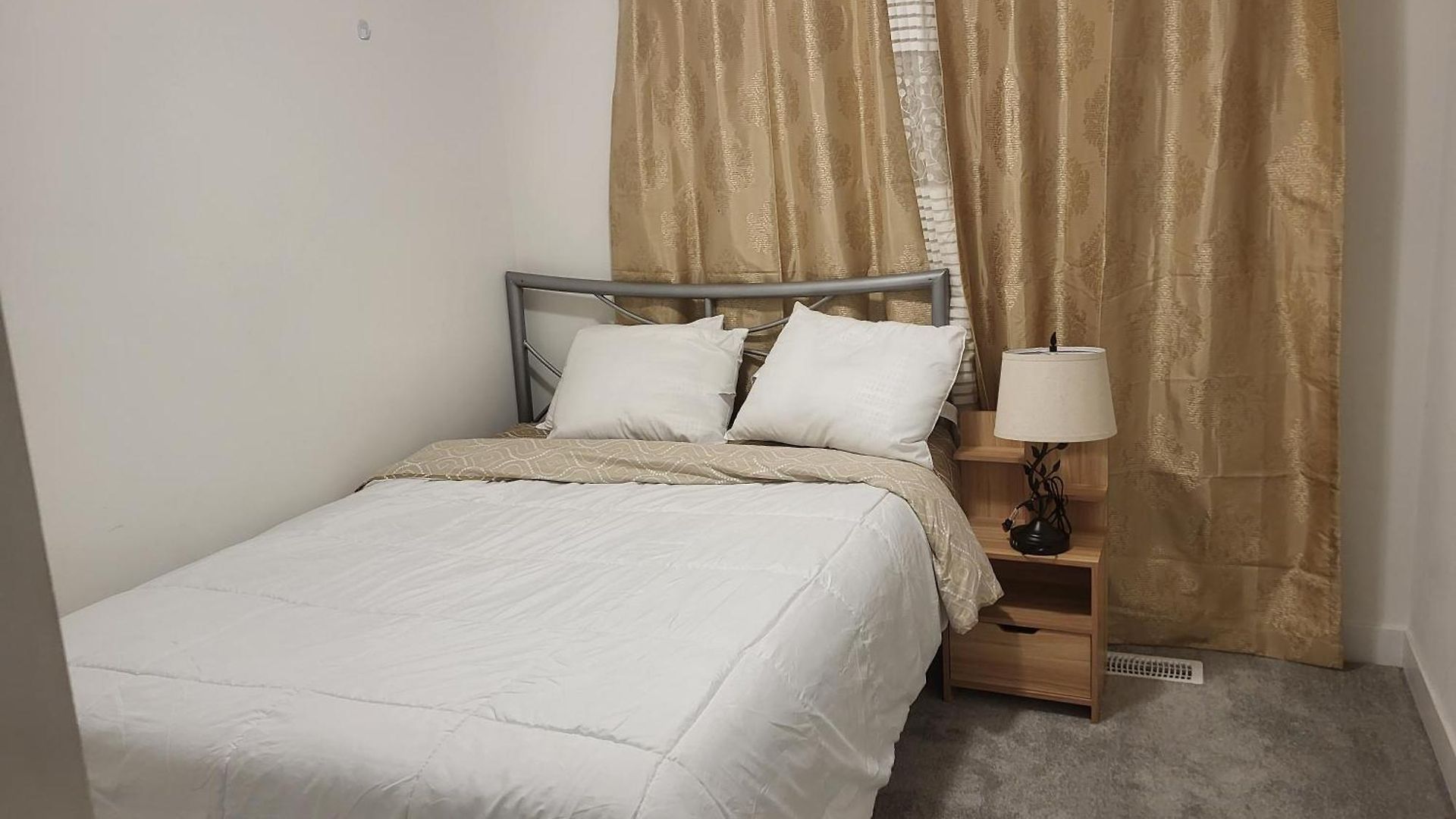 Homestay Lovely Townhouse For Short-term