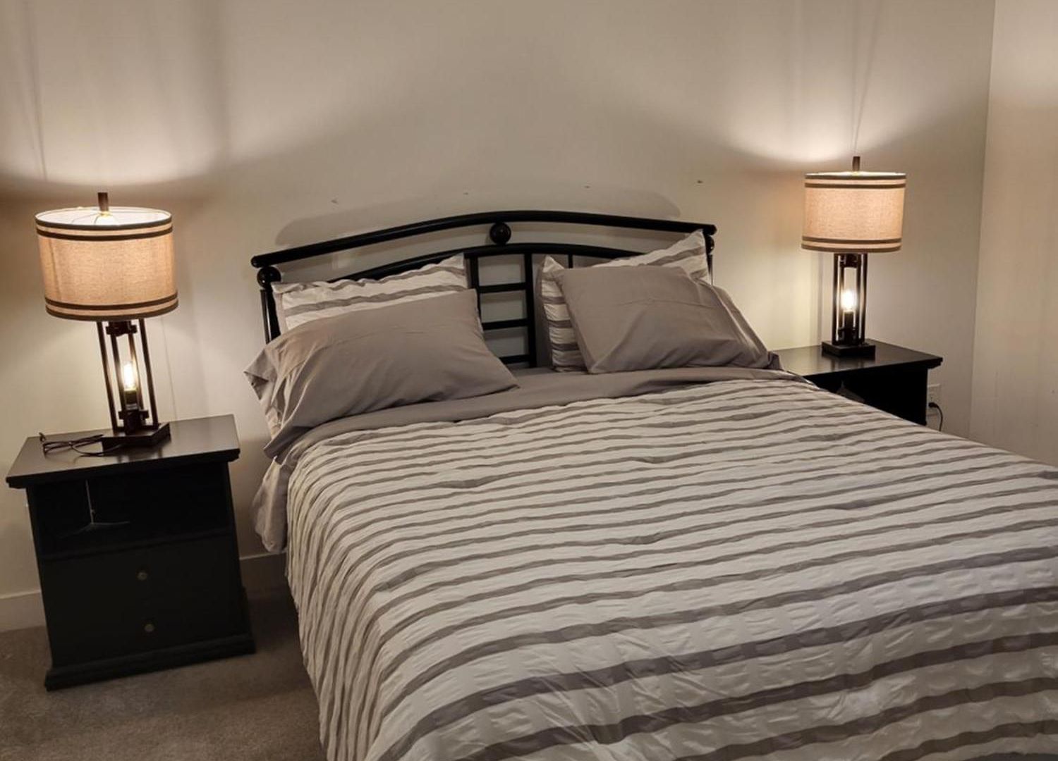 Homestay Lovely Townhouse For Short-term Ottawa