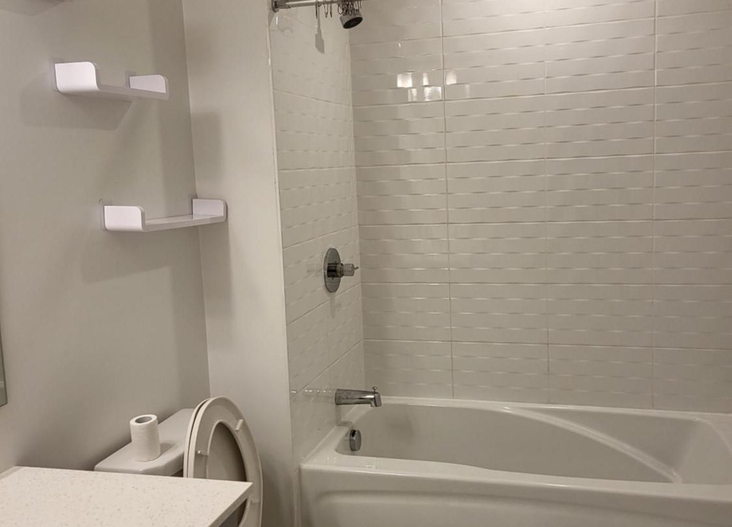 Lovely Townhouse For Short-term *