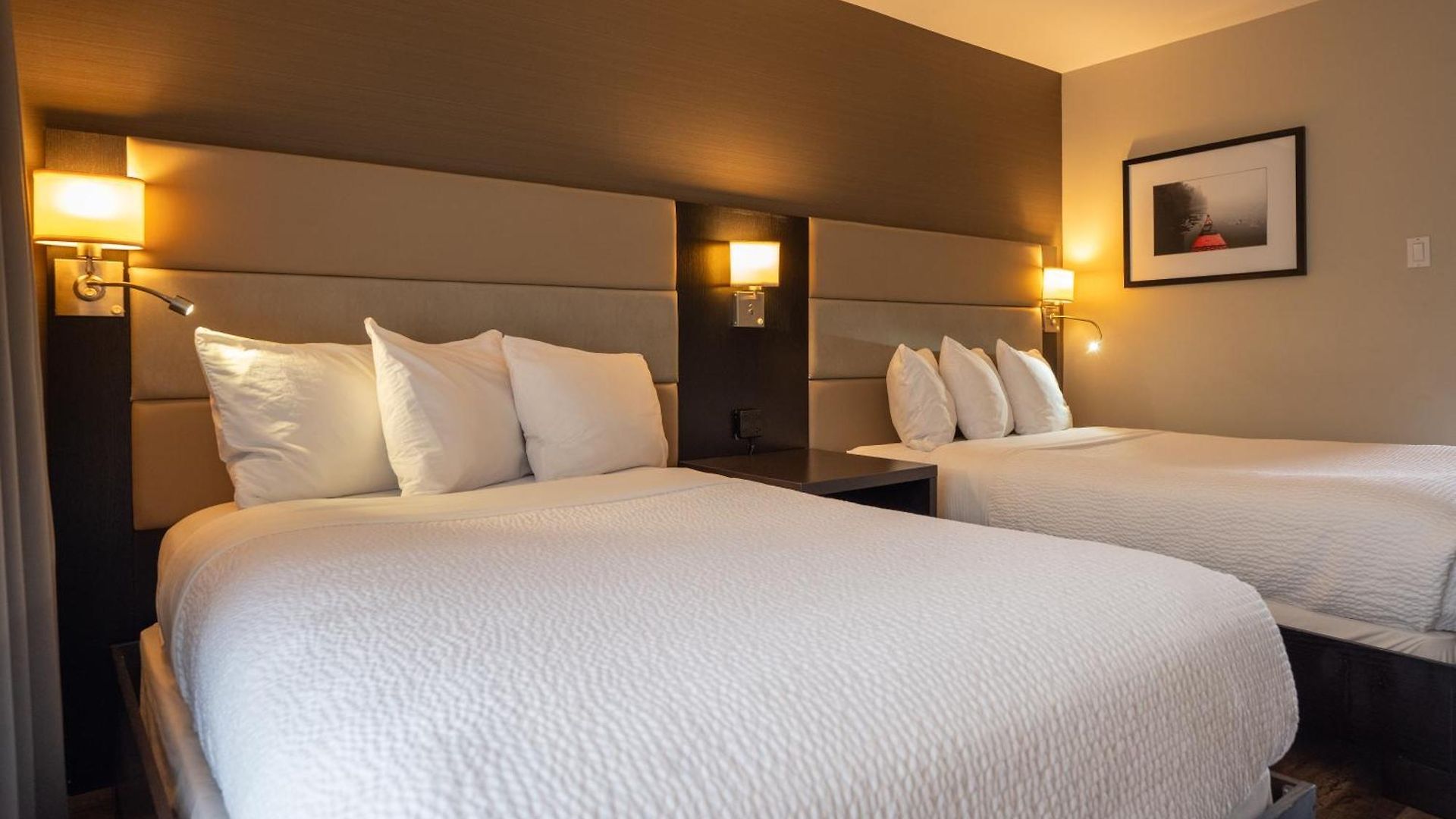 Ramada By Wyndham On The Rideau 3*