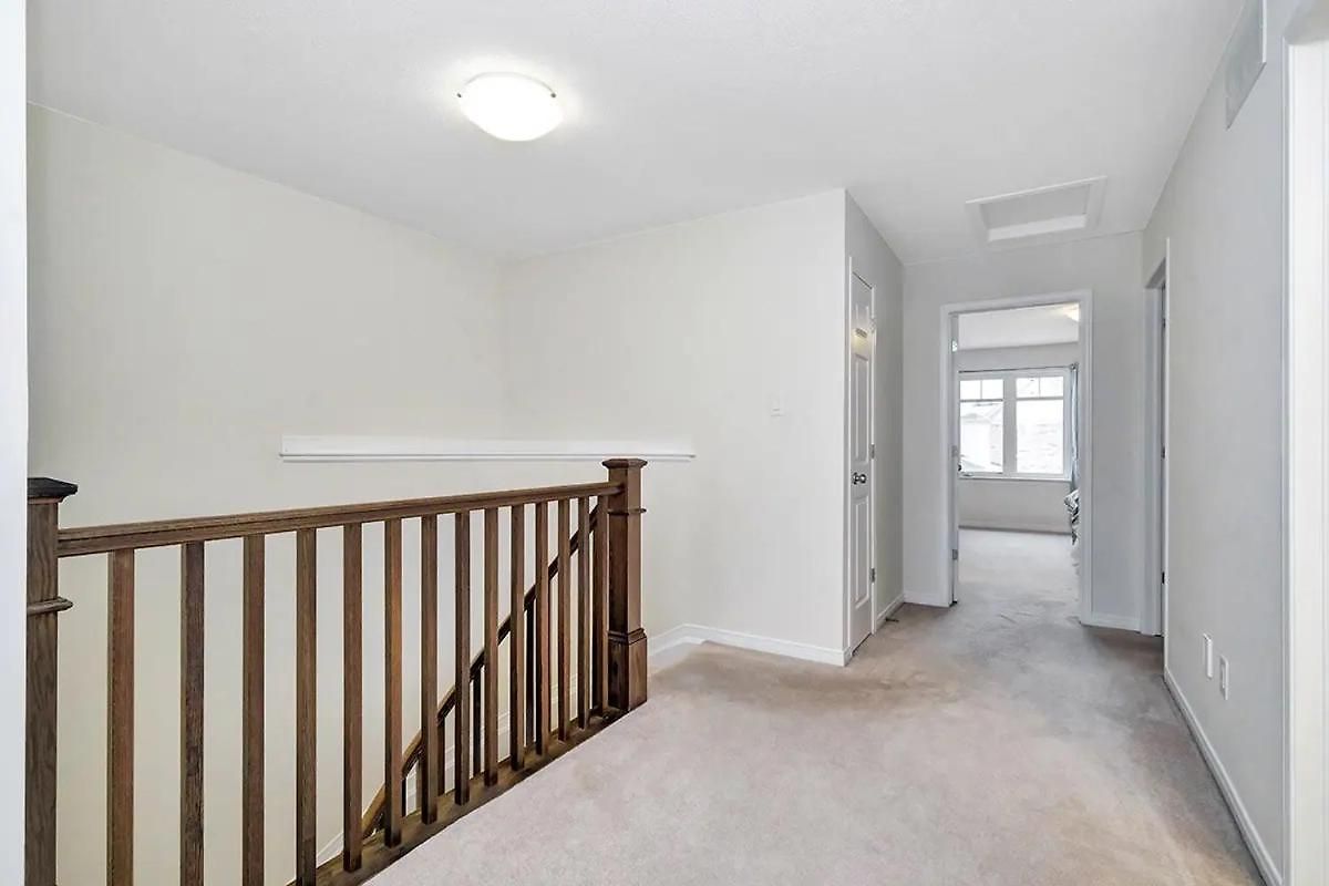 Modern Townhome Near Attractions * Ottawa