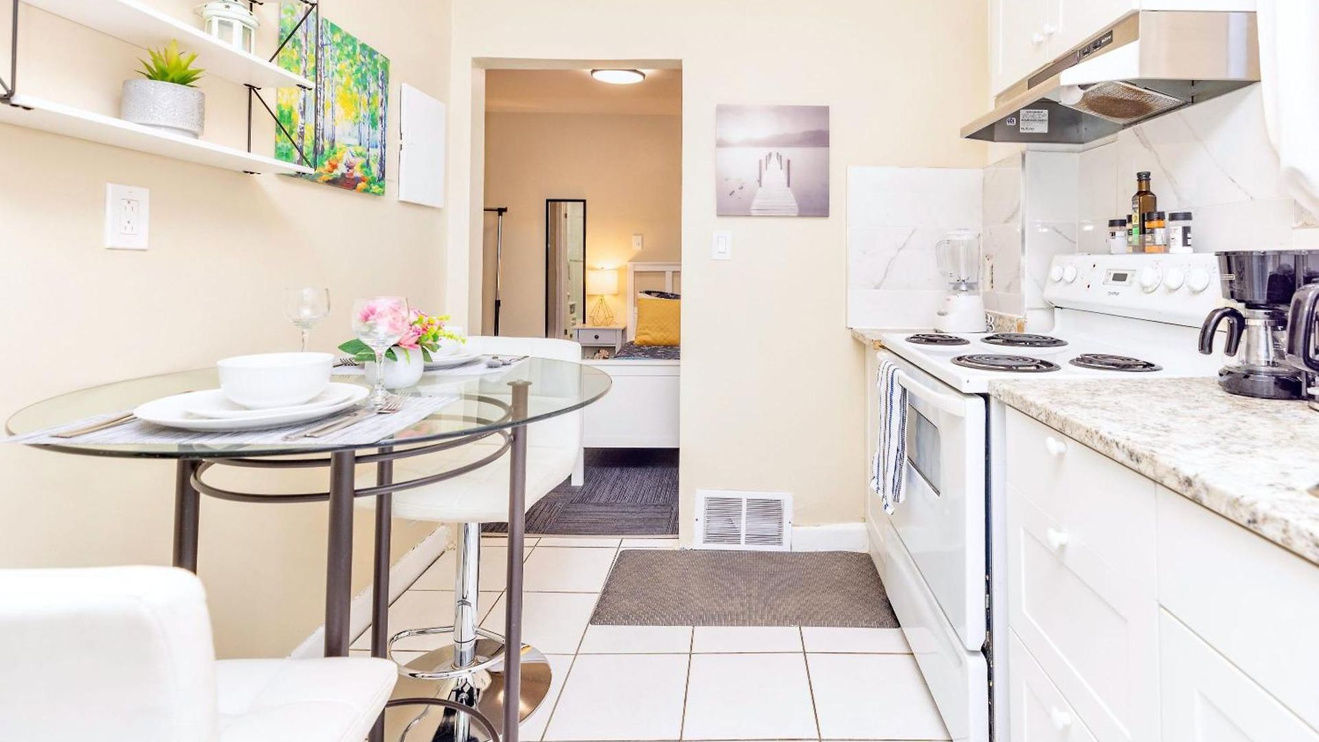 1br In Chinatown - Pet-friendly Apartment