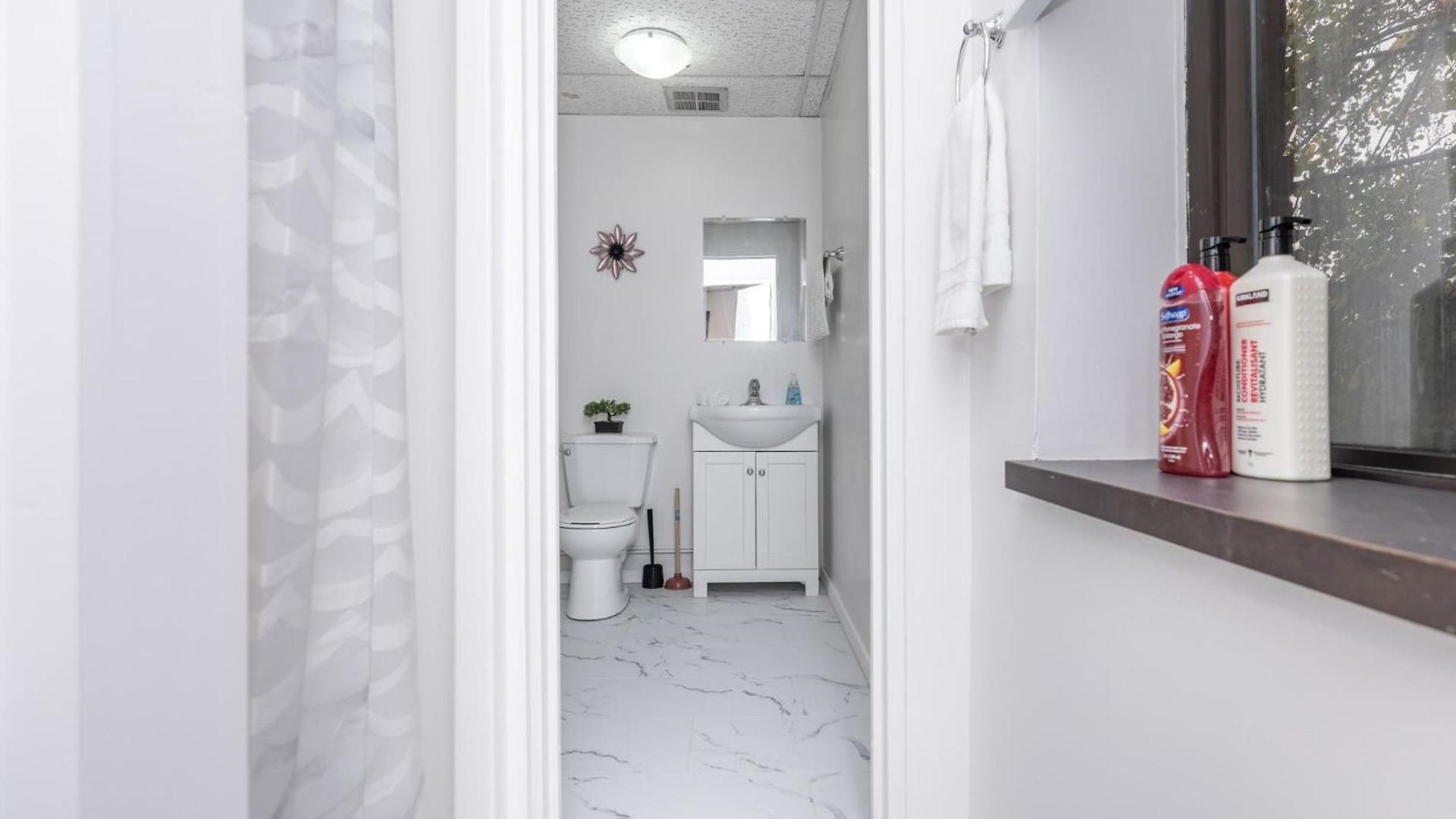 Apartment With King Bed - Near Chinatown *