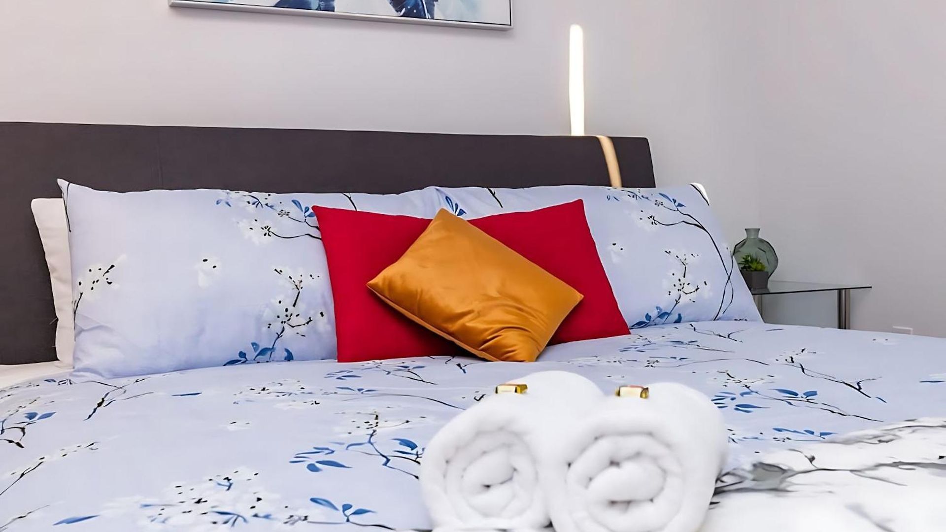 Pet-friendly - Steps To Rideau Centre Ottawa