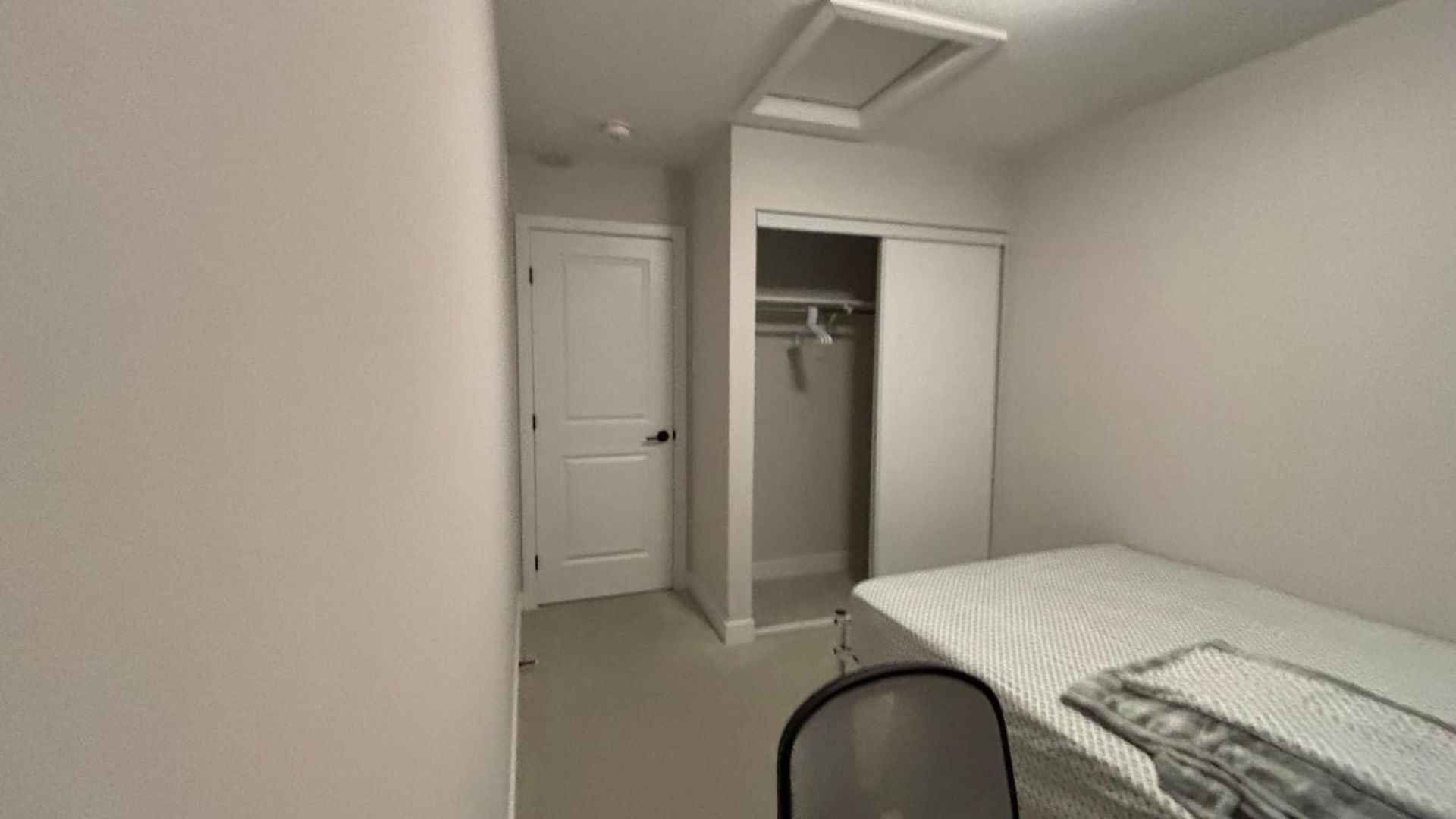 Cozy Modern In A Family Friendly Neighborhood * Ottawa