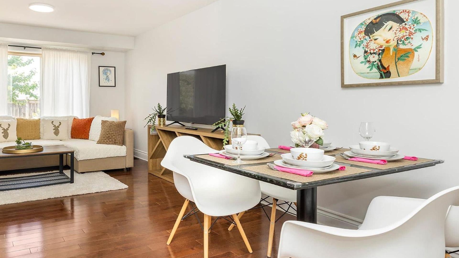 Holiday home Cozy Modern 4br With Sunny Patio
