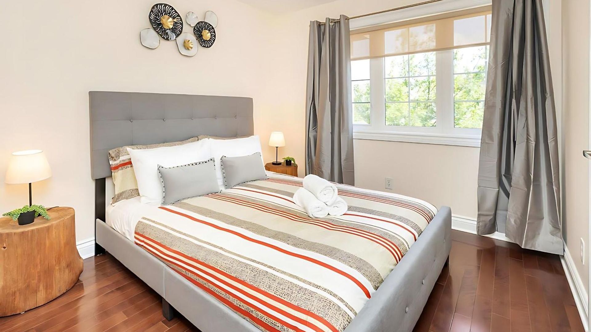 Cozy Modern 4br With Sunny Patio Holiday home Ottawa