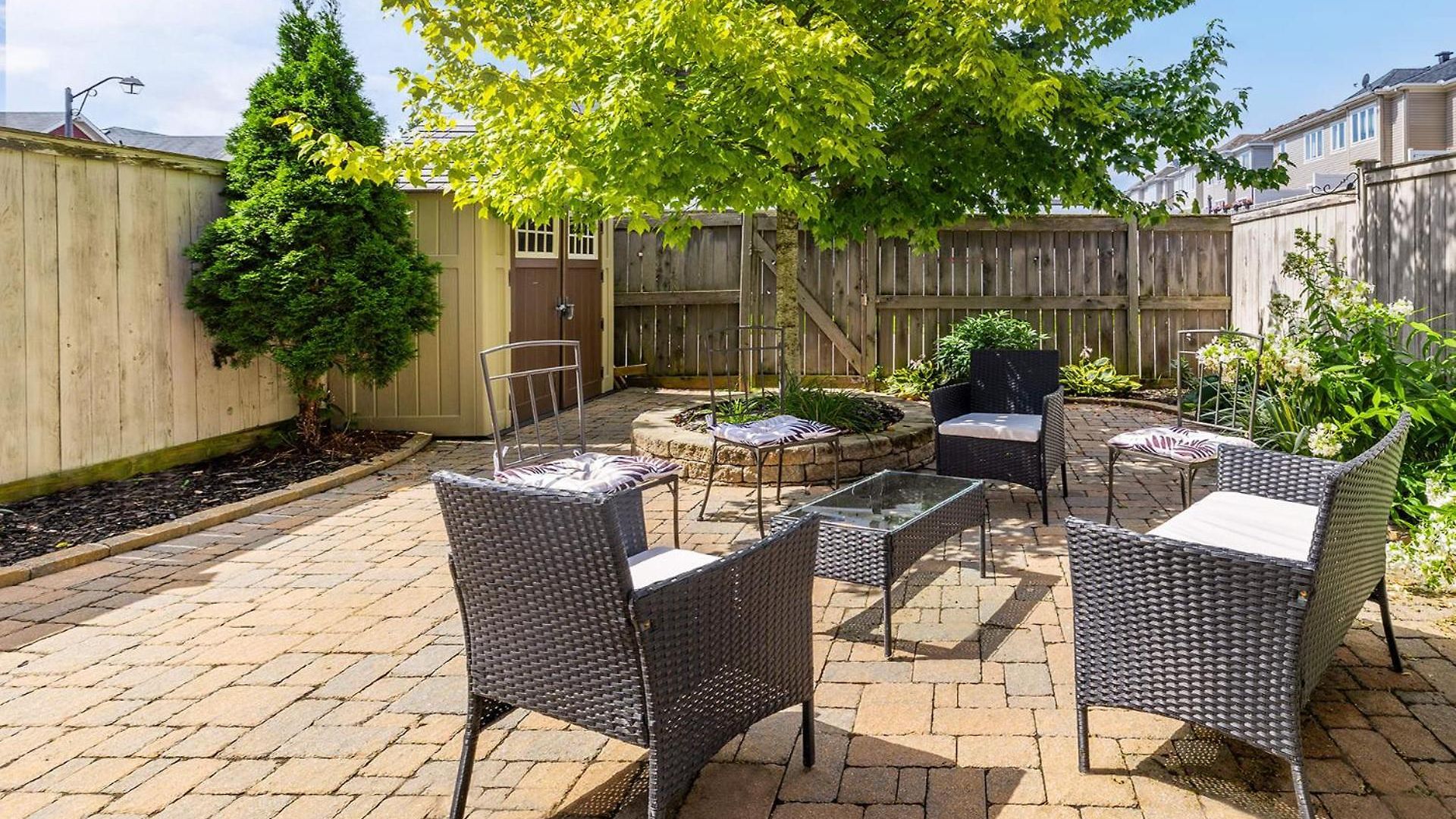 Cozy Modern 4br With Sunny Patio