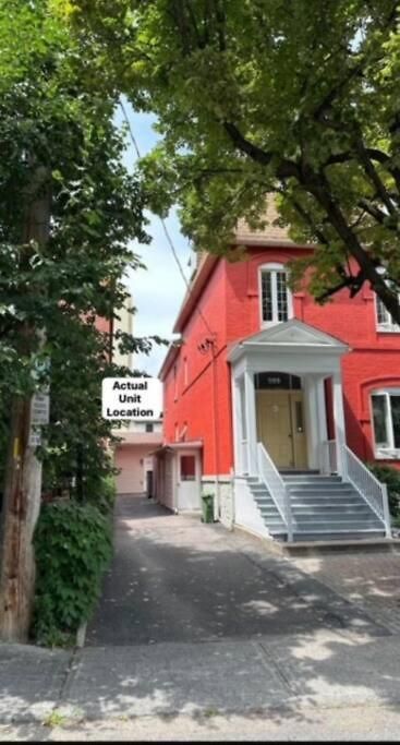 New, Private Downtown - Minimum 30 Day Apartment Ottawa