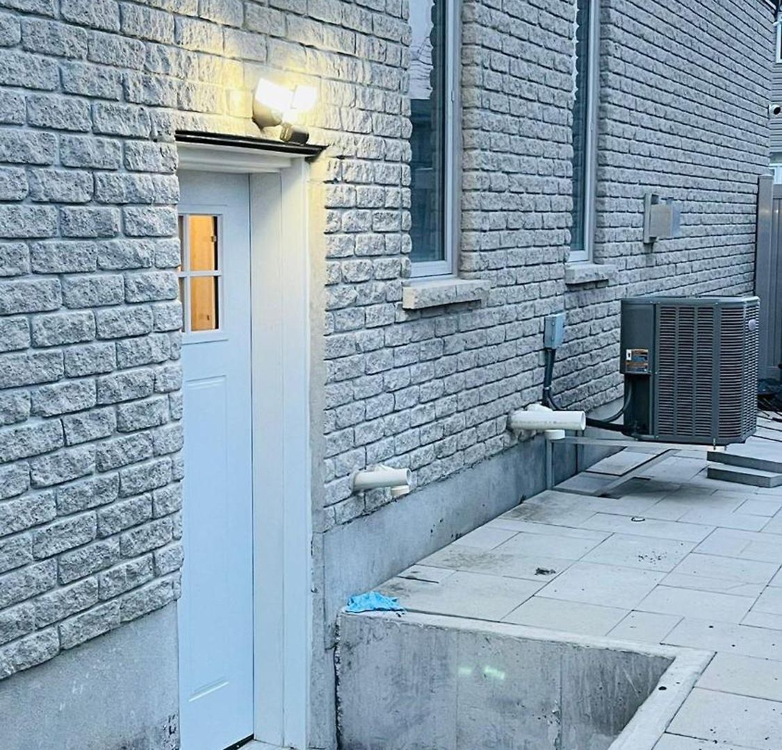 Have Fun With It Apartment Ottawa