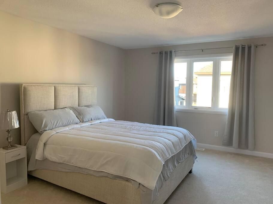Brand New House * Ottawa