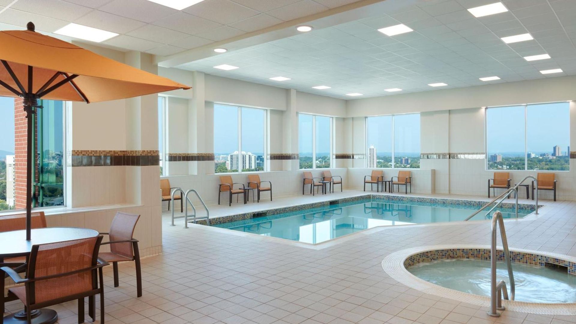 Hotel Courtyard By Marriott East Ottawa