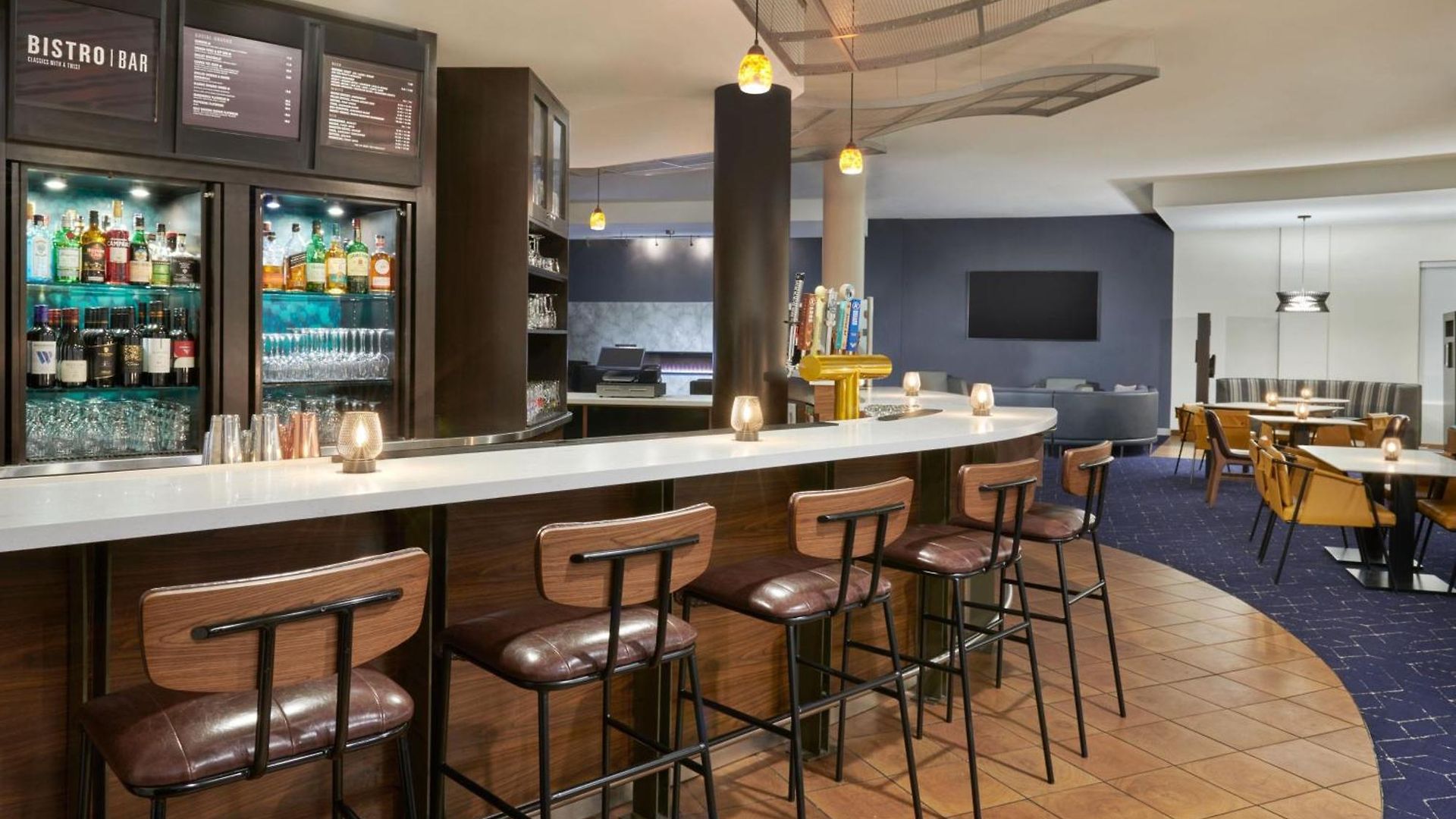 Courtyard By Marriott East